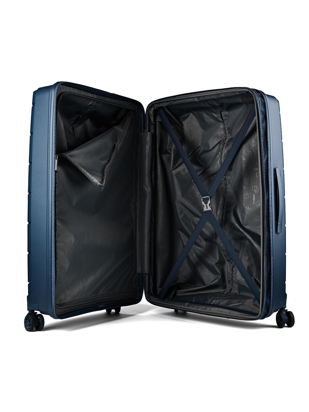 American Tourister Summer Pop 4-hjulig Resväska 76 cm med expansionsveck American Tourister Summer Pop 4-hjulig Resväska 76 cm med expansionsveck