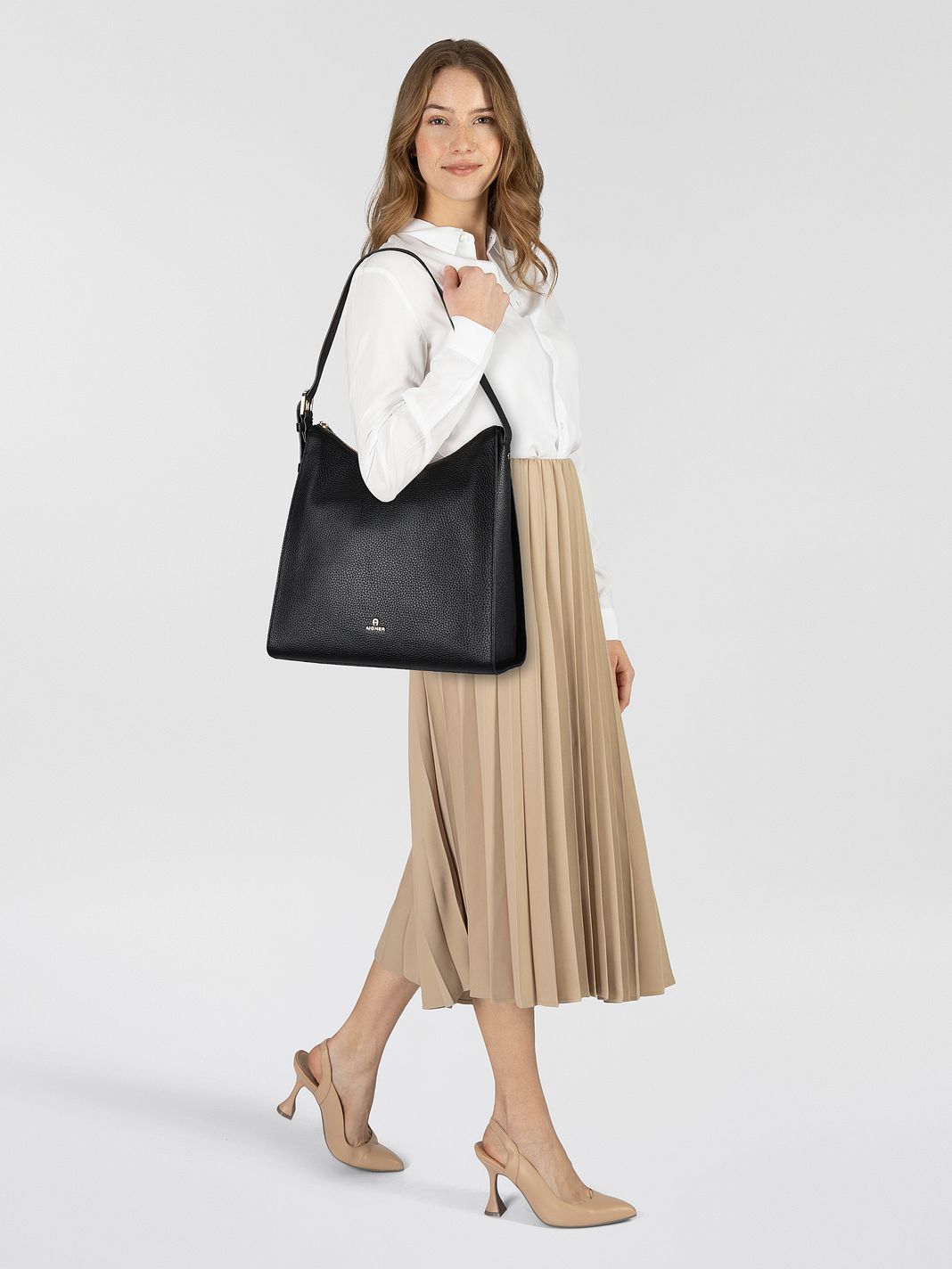 AIGNER Ivy Borsa shopper Vera Pelle 32 cm AIGNER Ivy Borsa shopper Vera Pelle 32 cm