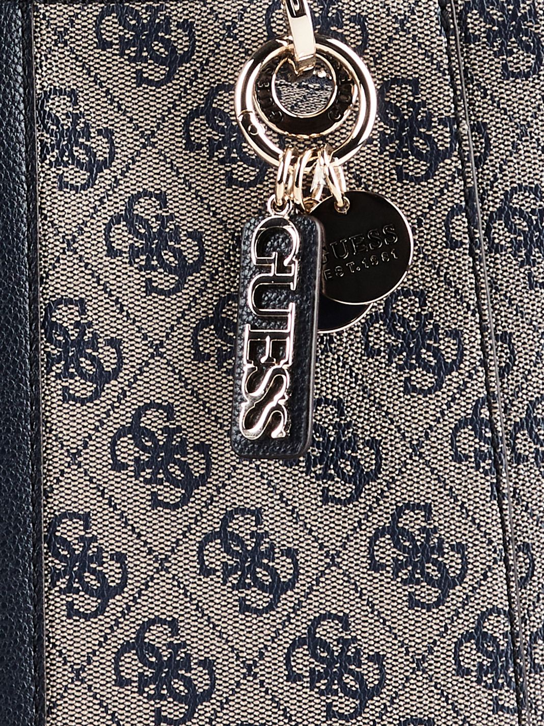 Guess Noelle II Shopperit 37 cm