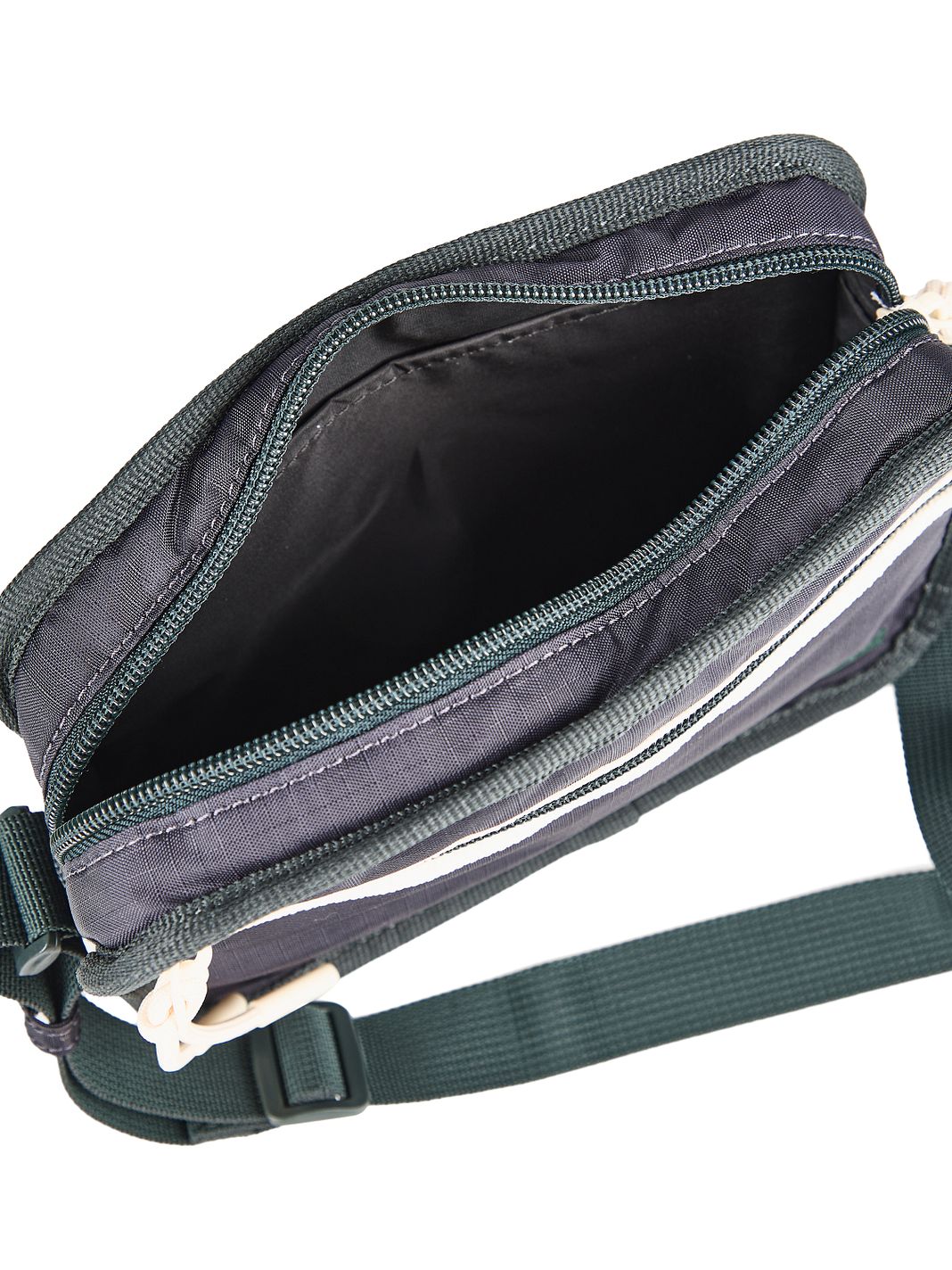 Lacoste Omnisport Crossbody-väska 20 cm