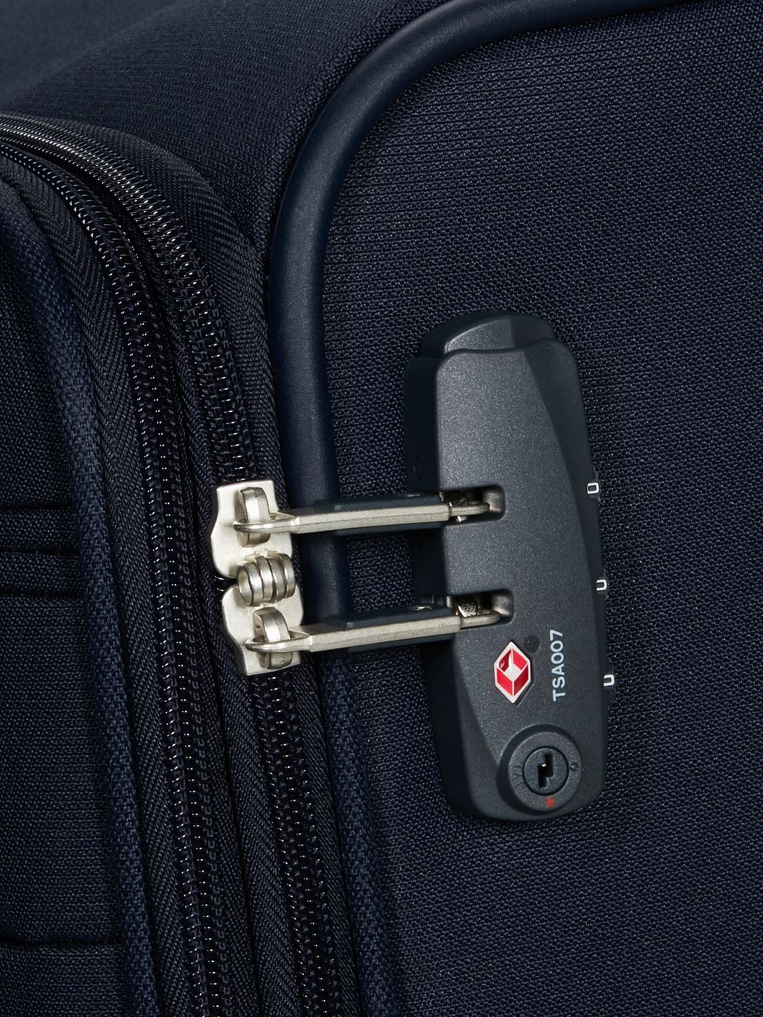 Samsonite Base Boost 4-pyöräinen Käsimatkatavara 55 cm Samsonite Base Boost 4-pyöräinen Käsimatkatavara 55 cm
