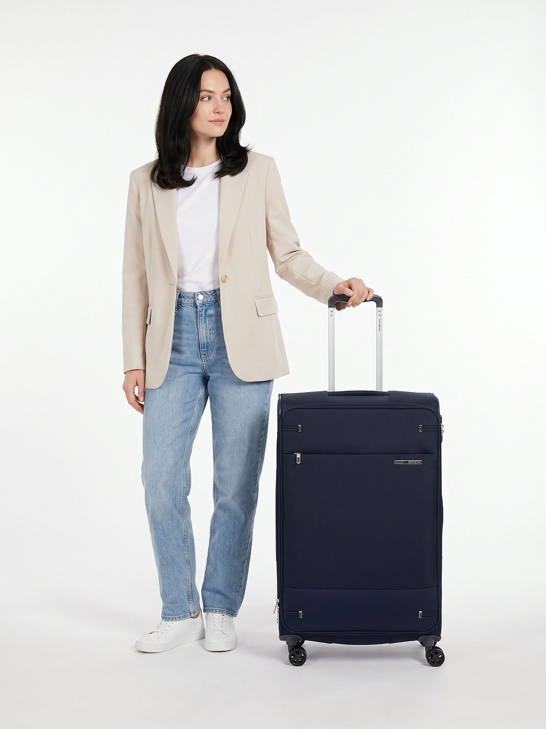 Samsonite Base Boost 4-pyöräinen vetolaukku 78 cm Laajennettava Samsonite Base Boost 4-pyöräinen vetolaukku 78 cm Laajennettava