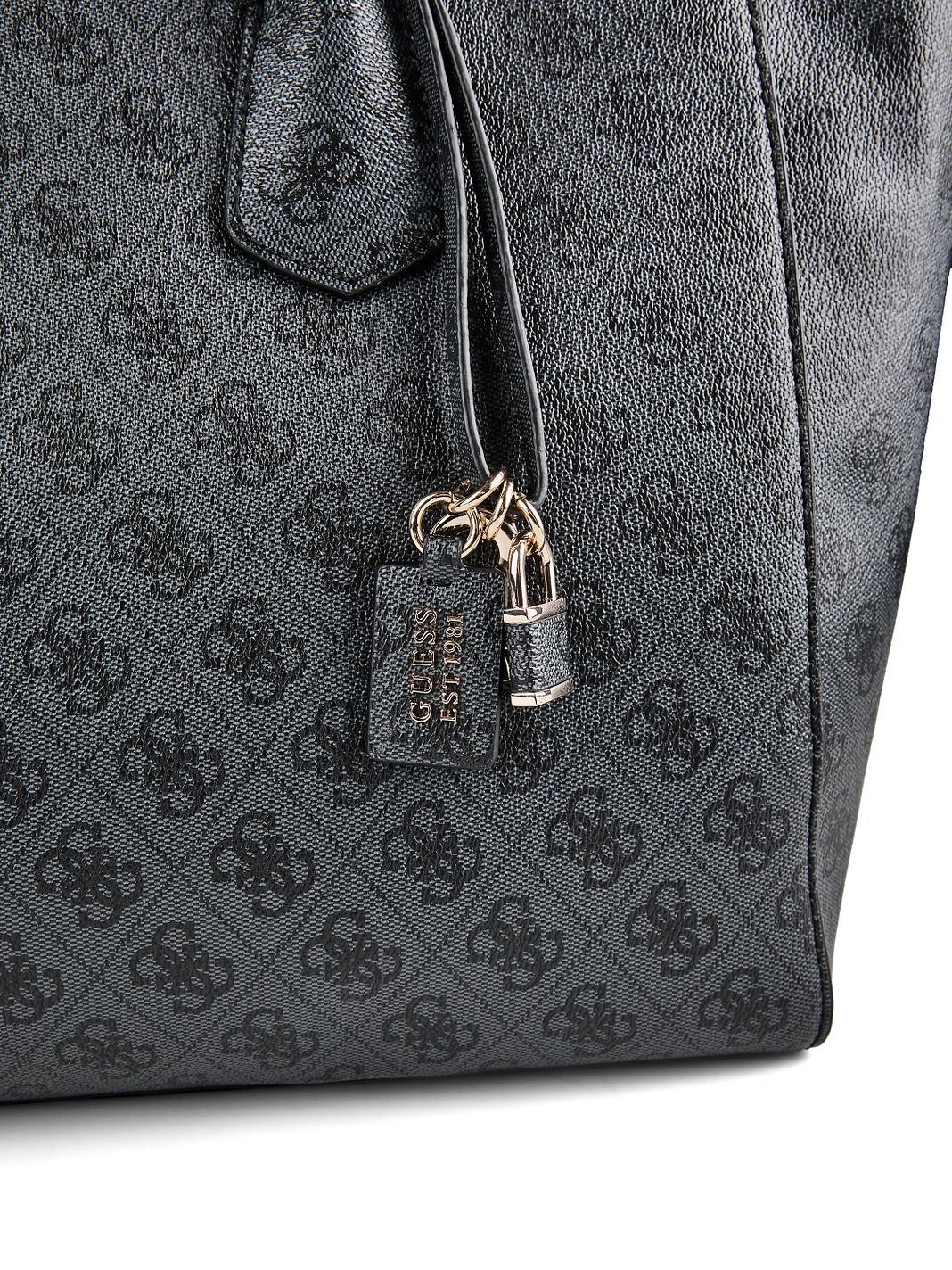 Guess Marissa Shopperit 52 cm Kannettavan tietokoneen taskun syvyys Guess Marissa Shopperit 52 cm Kannettavan tietokoneen taskun syvyys
