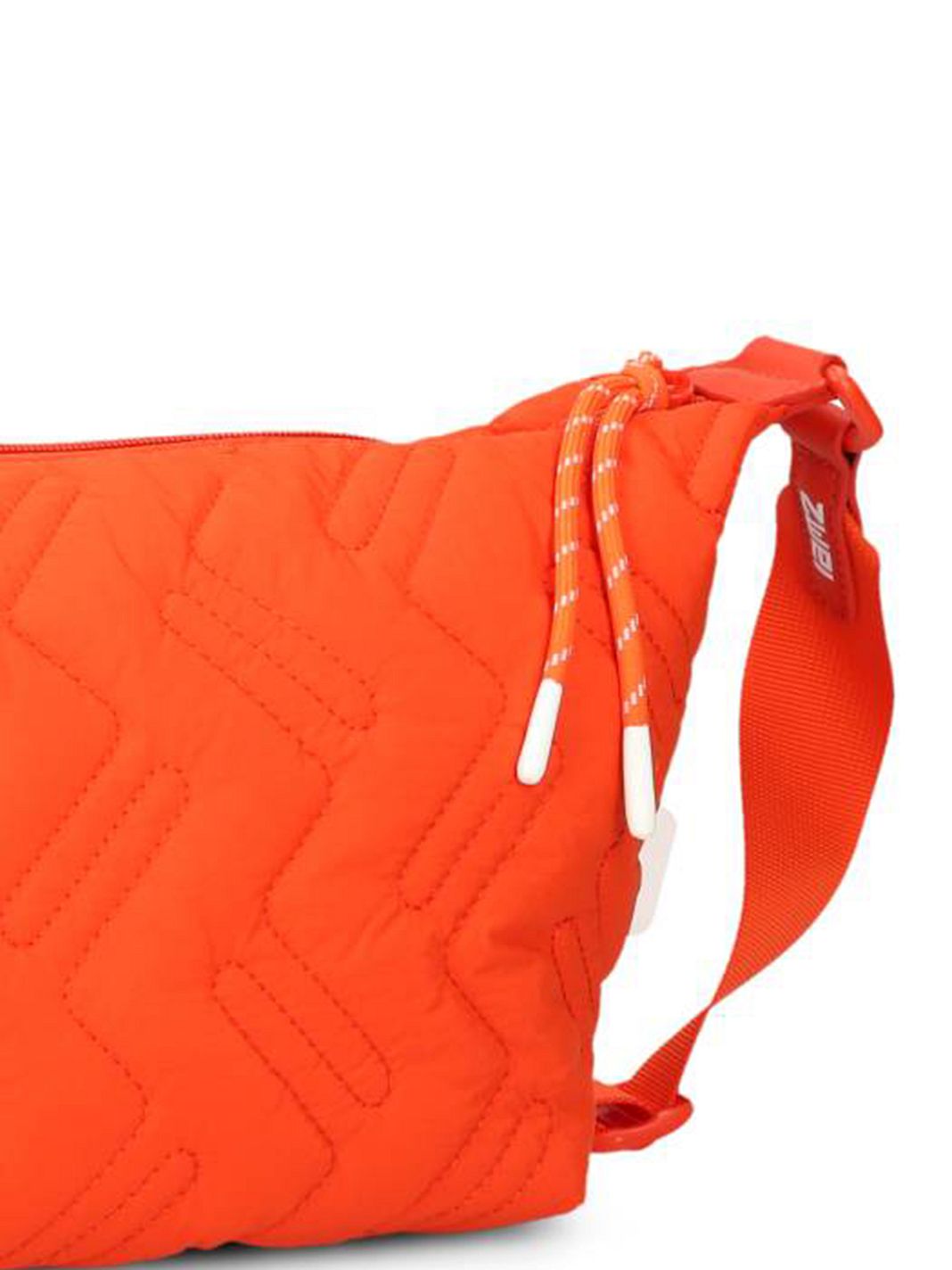 Zwei Cleo Crossbody-laukku 36 cm Zwei Cleo Crossbody-laukku 36 cm