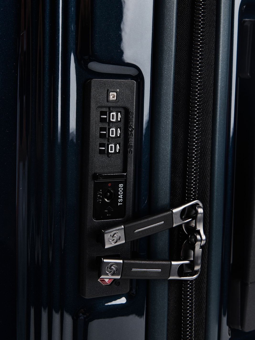 Samsonite Nuon 4 ruote Trolley cabina 55 cm espandibile Samsonite Nuon 4 ruote Trolley cabina 55 cm espandibile