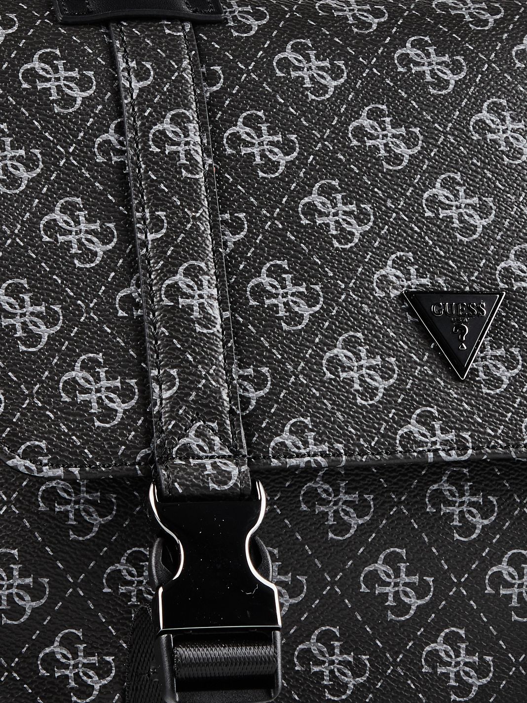 Guess Milano Messenger bags 27 cm Guess Milano Messenger bags 27 cm