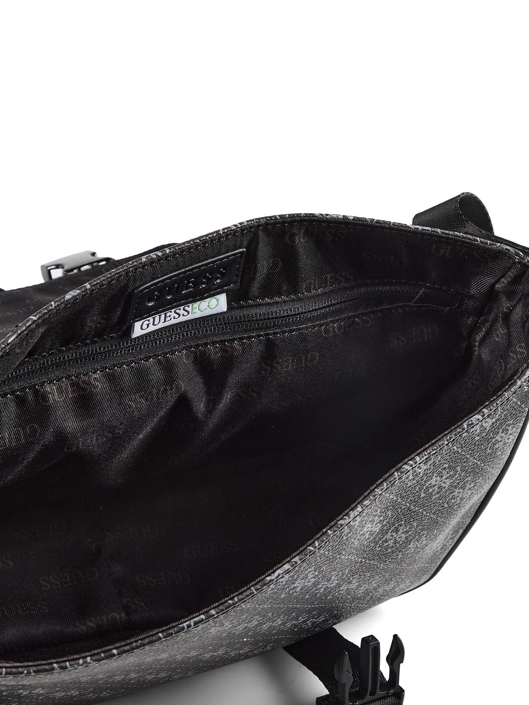 Guess Milano Messenger bags 27 cm Guess Milano Messenger bags 27 cm