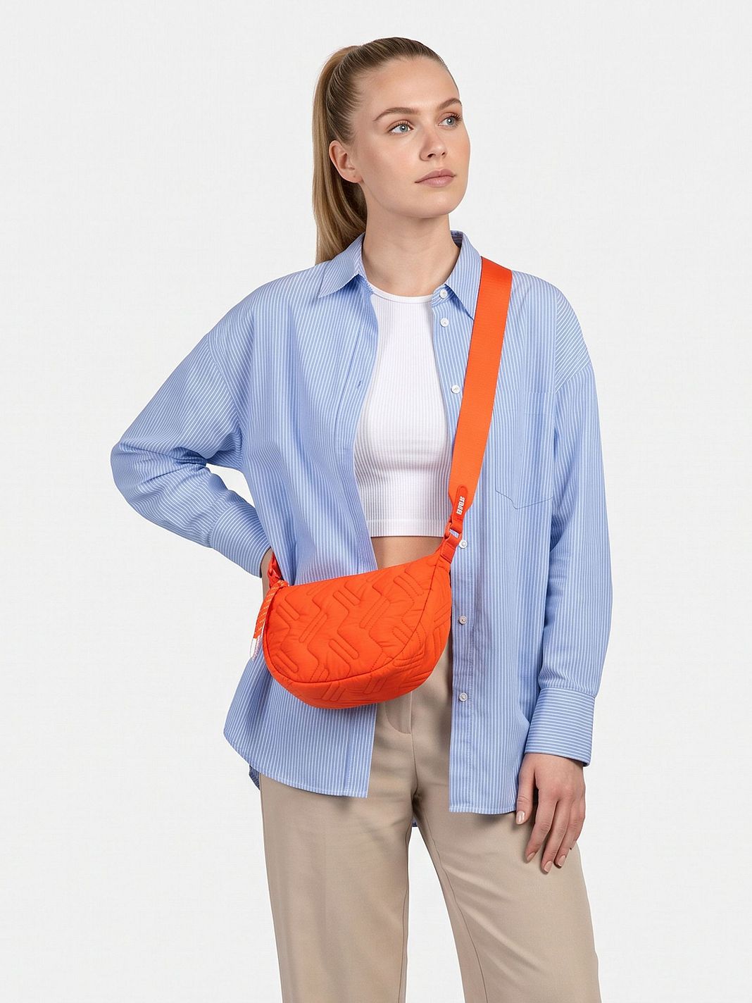 Zwei Cleo Crossbody-laukku 30 cm Zwei Cleo Crossbody-laukku 30 cm