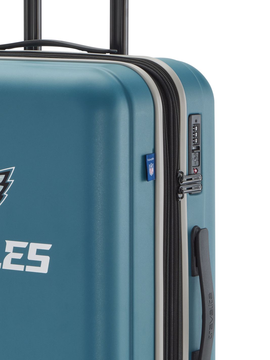 Travelite travelite x NFL 4-pyöräinen Matkalaukkusetti 3-osainen Laajennettava Travelite travelite x NFL 4-pyöräinen Matkalaukkusetti 3-osainen Laajennettava