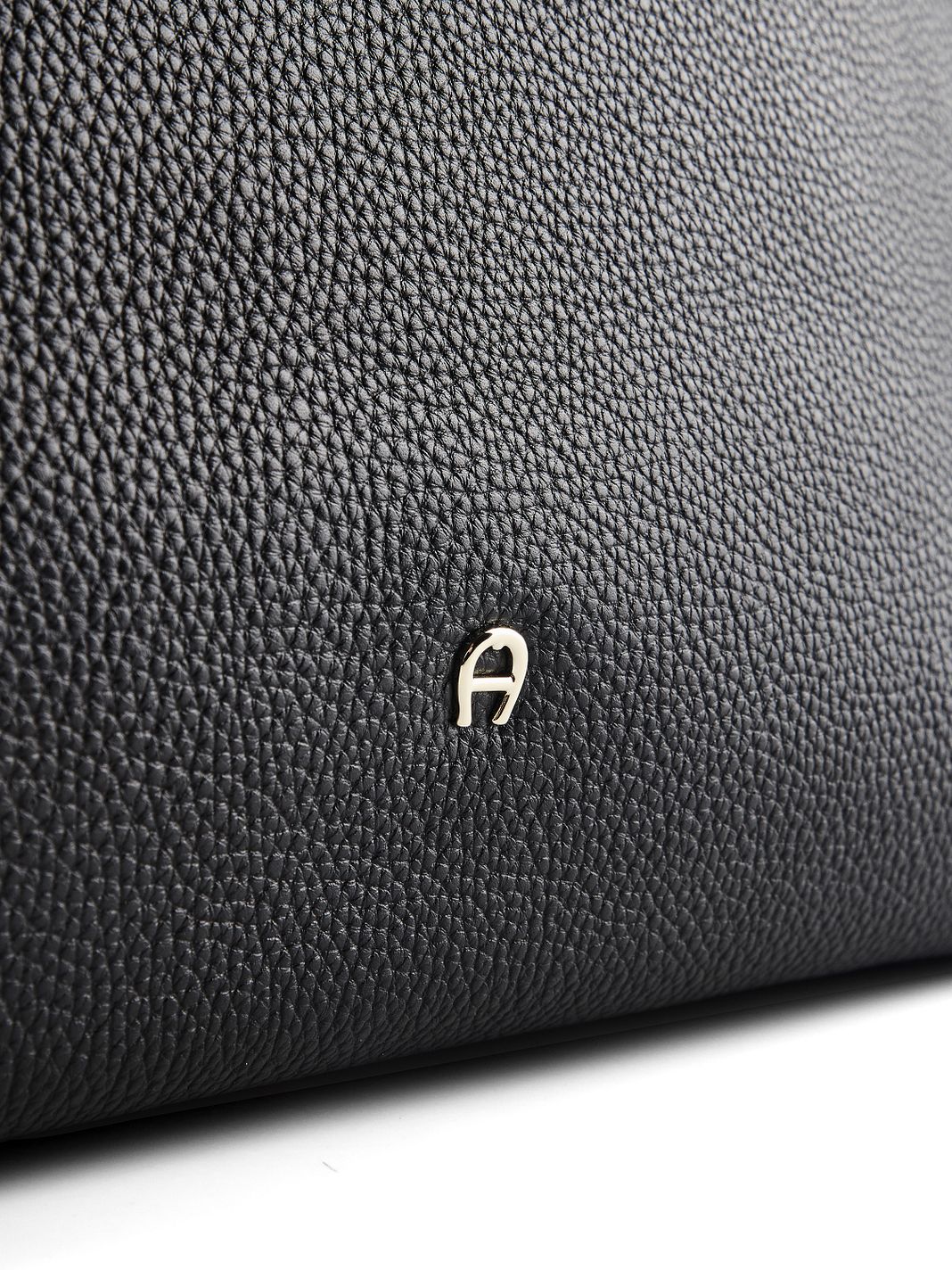 AIGNER Paola Bolso para hombre Piel natural 37.5 cm AIGNER Paola Bolso para hombre Piel natural 37.5 cm