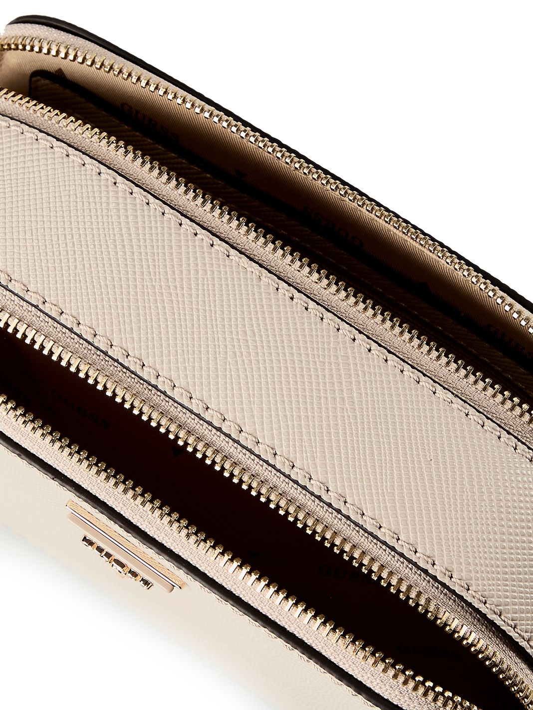 Guess Noelle II Bolso bandolera 20 cm Guess Noelle II Bolso bandolera 20 cm