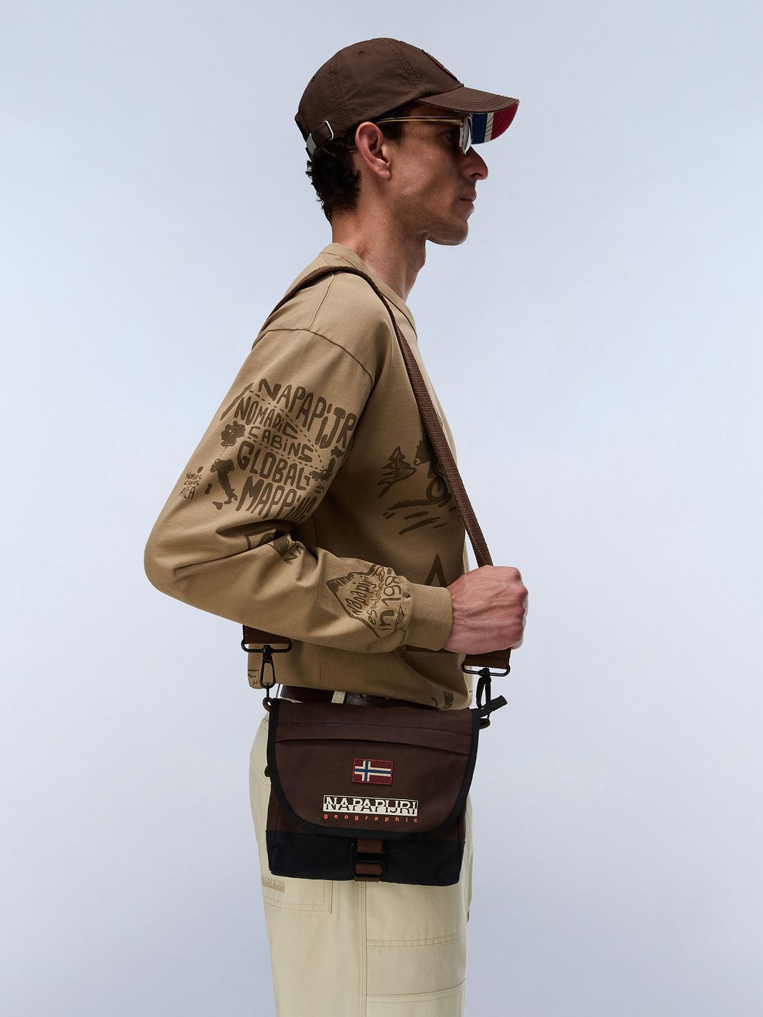Napapijri Bering Borsa messenger 24 cm Napapijri Bering Borsa messenger 24 cm