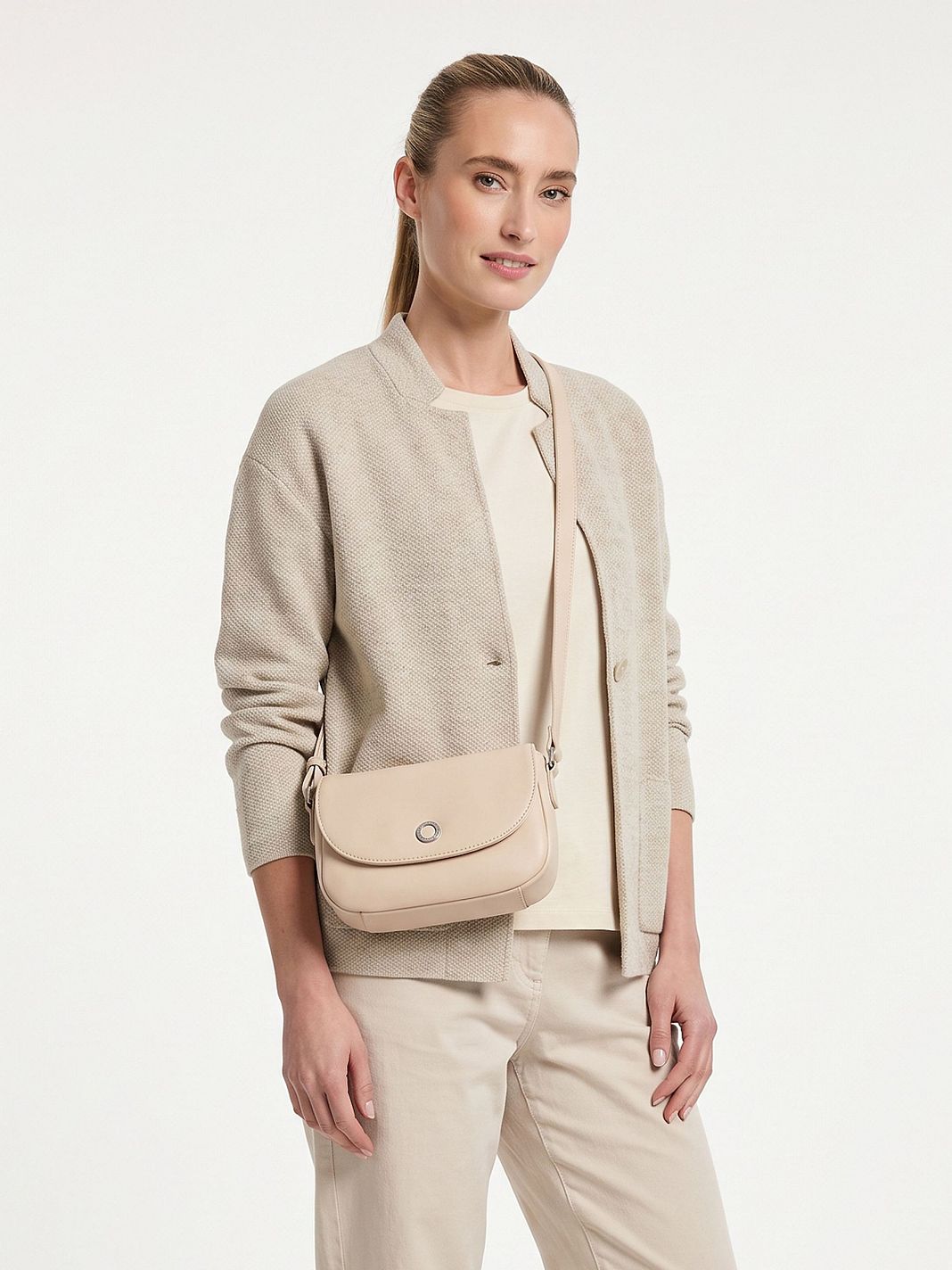 Esquire Athena Crossbody-laukku Nahka 19 cm Esquire Athena Crossbody-laukku Nahka 19 cm