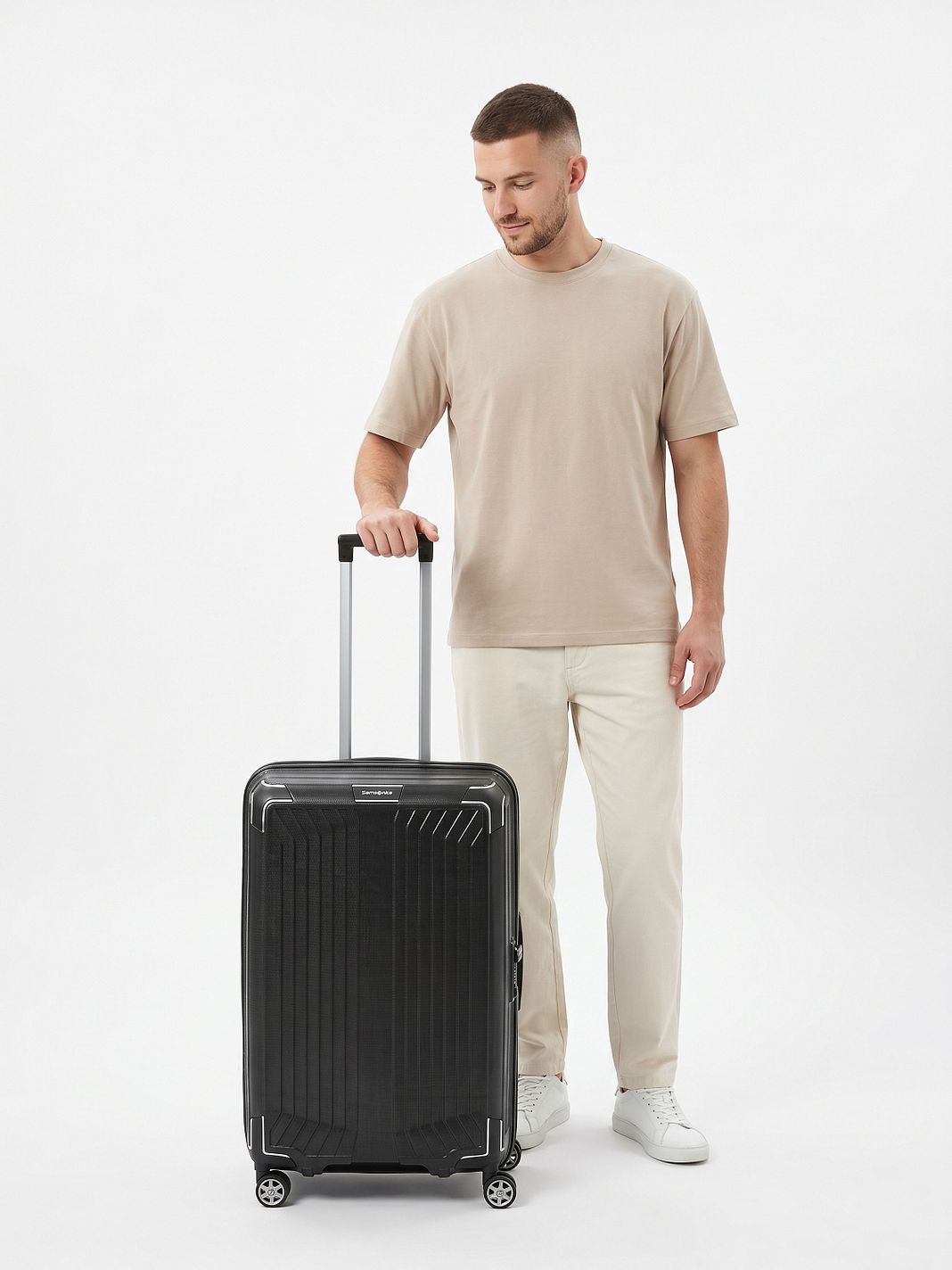 Samsonite Lite-Box 4-pyöräinen vetolaukku 69 cm Samsonite Lite-Box 4-pyöräinen vetolaukku 69 cm