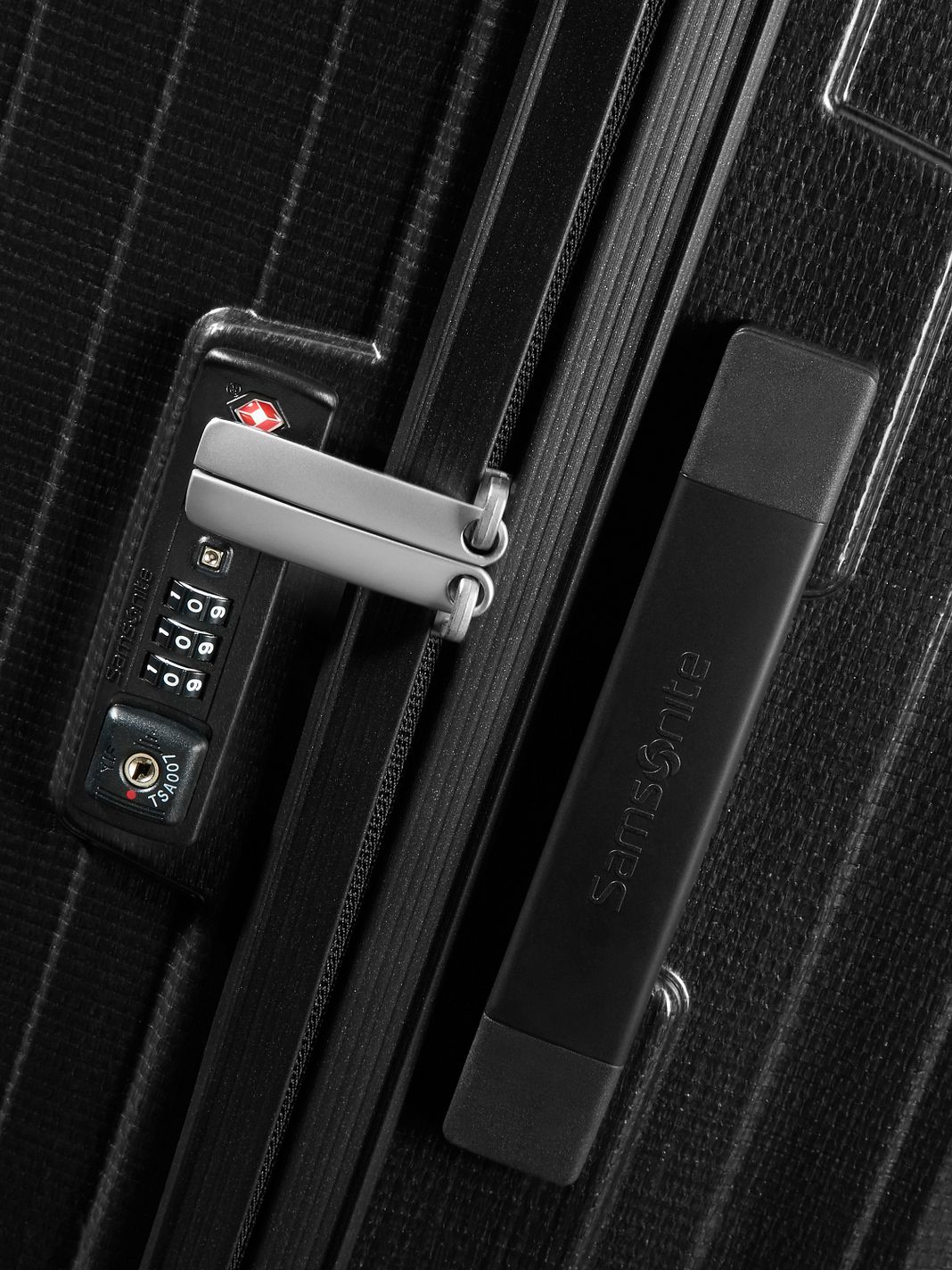 Samsonite Lite-Box 4-pyöräinen Käsimatkatavara 55 cm Samsonite Lite-Box 4-pyöräinen Käsimatkatavara 55 cm