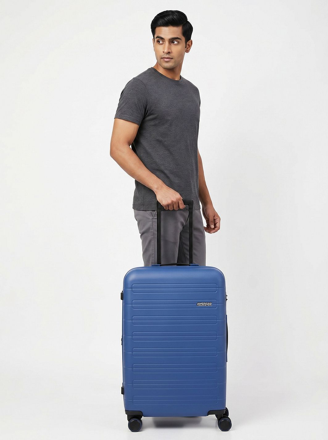 American Tourister Novastream 4-pyöräinen vetolaukku 67 cm Laajennettava American Tourister Novastream 4-pyöräinen vetolaukku 67 cm Laajennettava