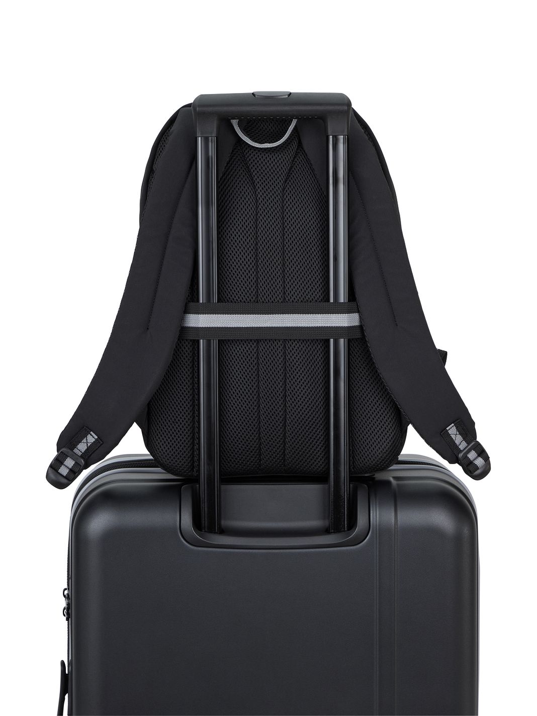 Travelite travelite x NFL Arkireppu 41 cm Kannettavan tietokoneen taskun syvyys Travelite travelite x NFL Arkireppu 41 cm Kannettavan tietokoneen taskun syvyys