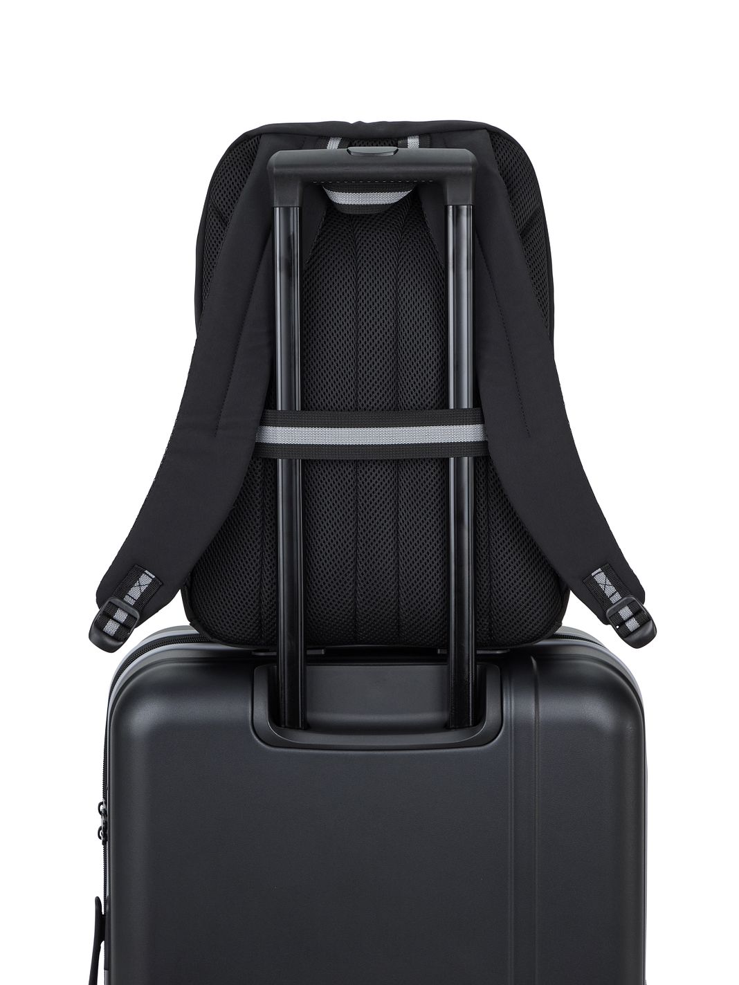 Travelite travelite x NFL Arkireppu 43 cm Kannettavan tietokoneen taskun syvyys Travelite travelite x NFL Arkireppu 43 cm Kannettavan tietokoneen taskun syvyys