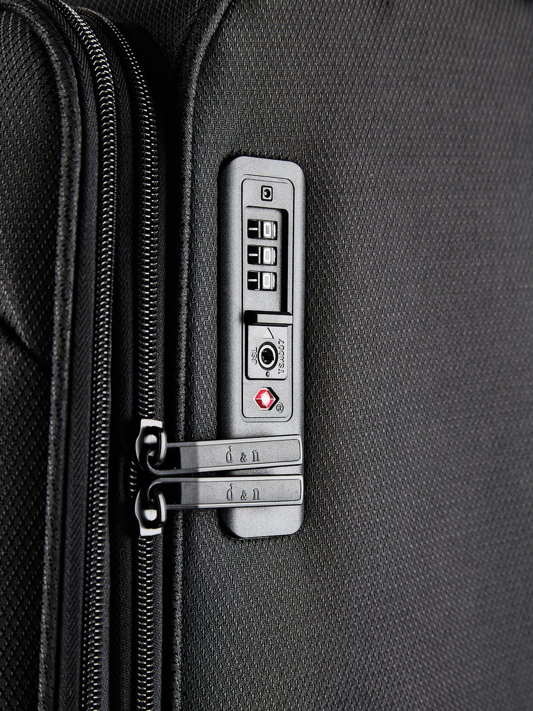d & n Travel Line 9804 4-hjulet Kuffert L 78 cm med ekspansion d & n Travel Line 9804 4-hjulet Kuffert L 78 cm med ekspansion