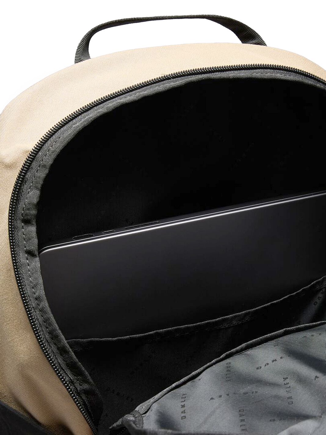 Oakley Enduro 20 L Daypack 43 cm Vano porta PC