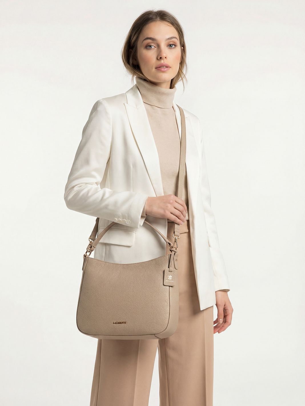 Lazarotti Kožená taška přes rameno Bologna Leather Hobo, 27 cm Lazarotti Kožená taška přes rameno Bologna Leather Hobo, 27 cm