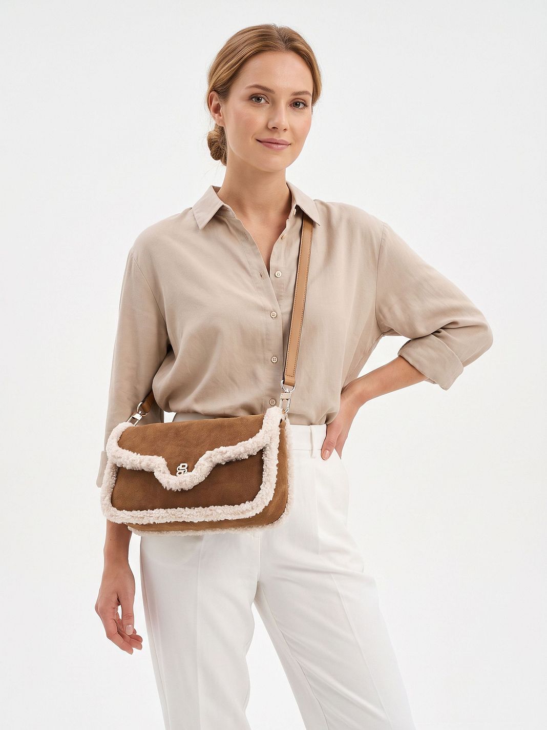 Boss Beyond Borsa a spalla S 25.5 cm Boss Beyond Borsa a spalla S 25.5 cm