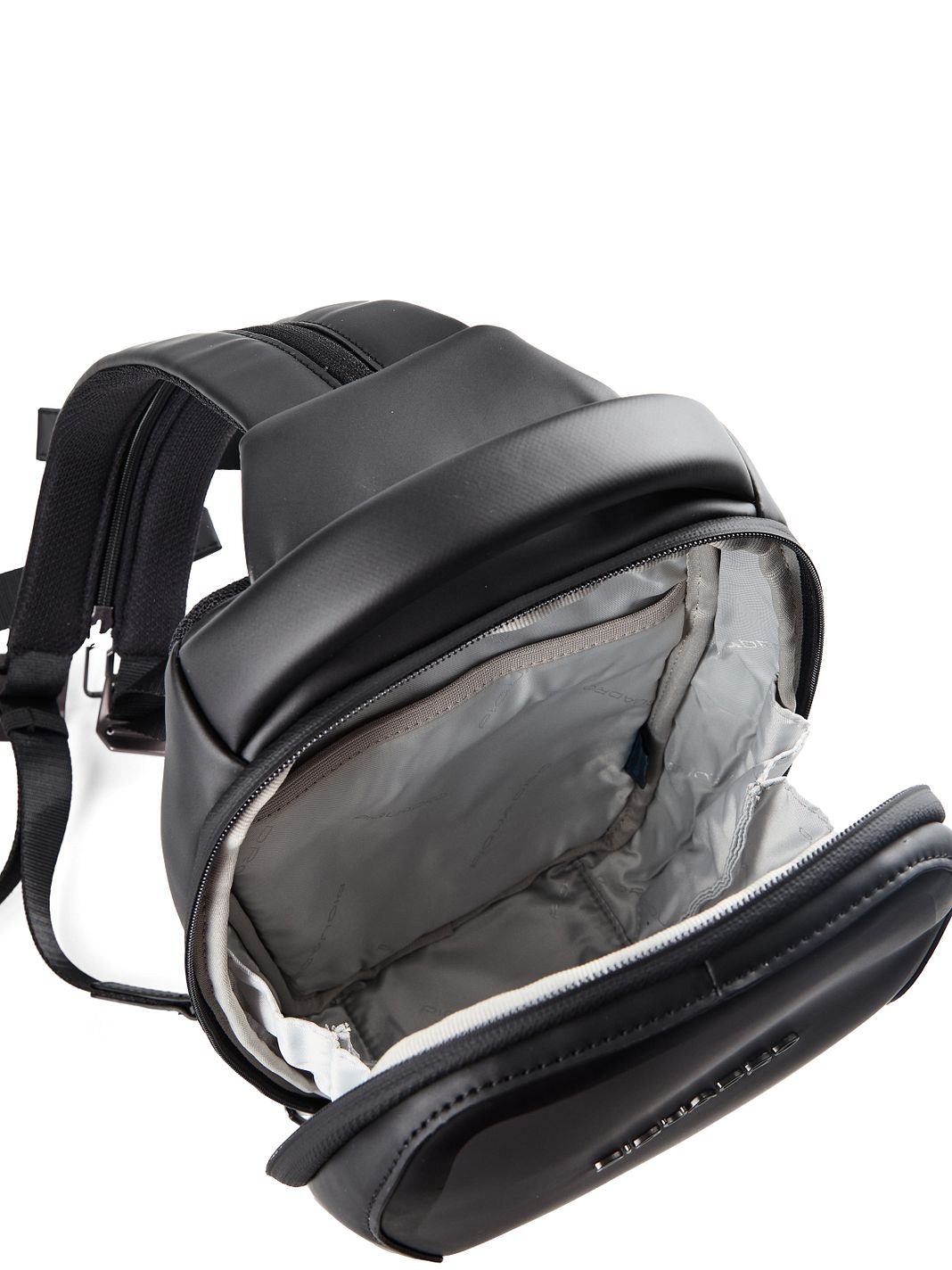 Piquadro Zaino monospalla Rover in pelle, 29 cm Piquadro Zaino monospalla Rover in pelle, 29 cm