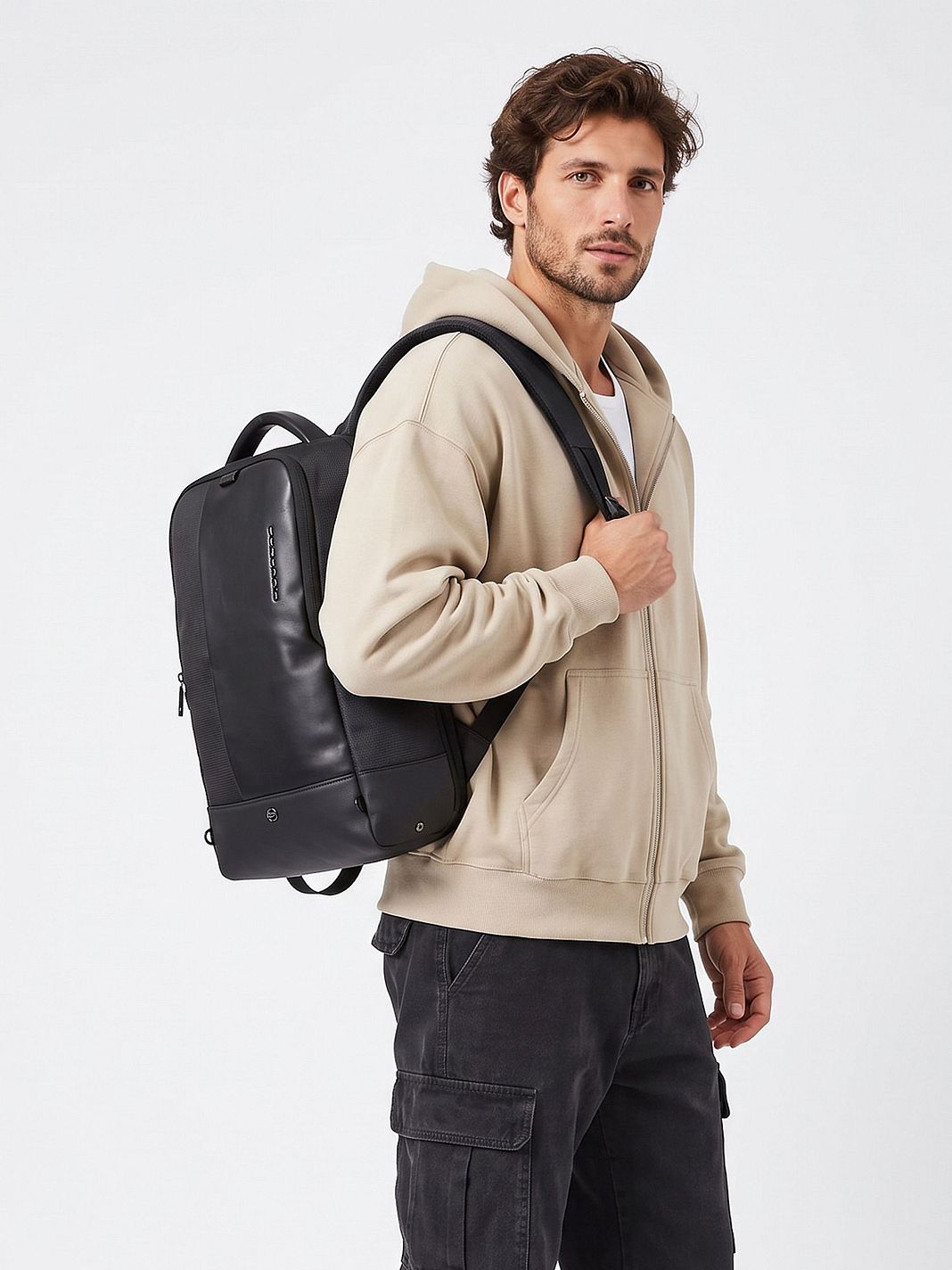 Piquadro Sync Daypack Protezione RFID Vera Pelle 47 cm Vano porta PC Piquadro Sync Daypack Protezione RFID Vera Pelle 47 cm Vano porta PC