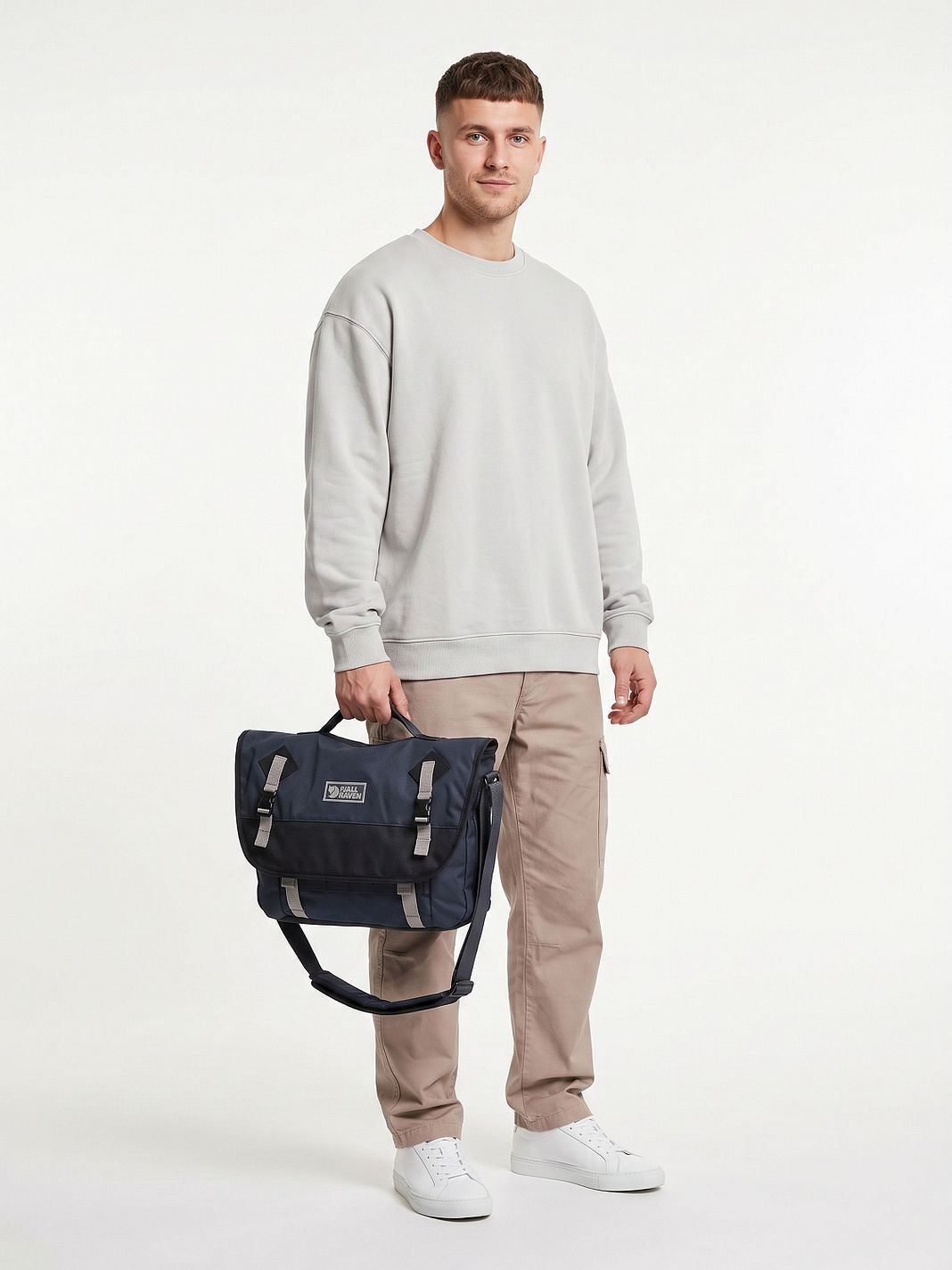 Fjällräven Vardag Borsa messenger 39 cm Vano porta PC Fjällräven Vardag Borsa messenger 39 cm Vano porta PC