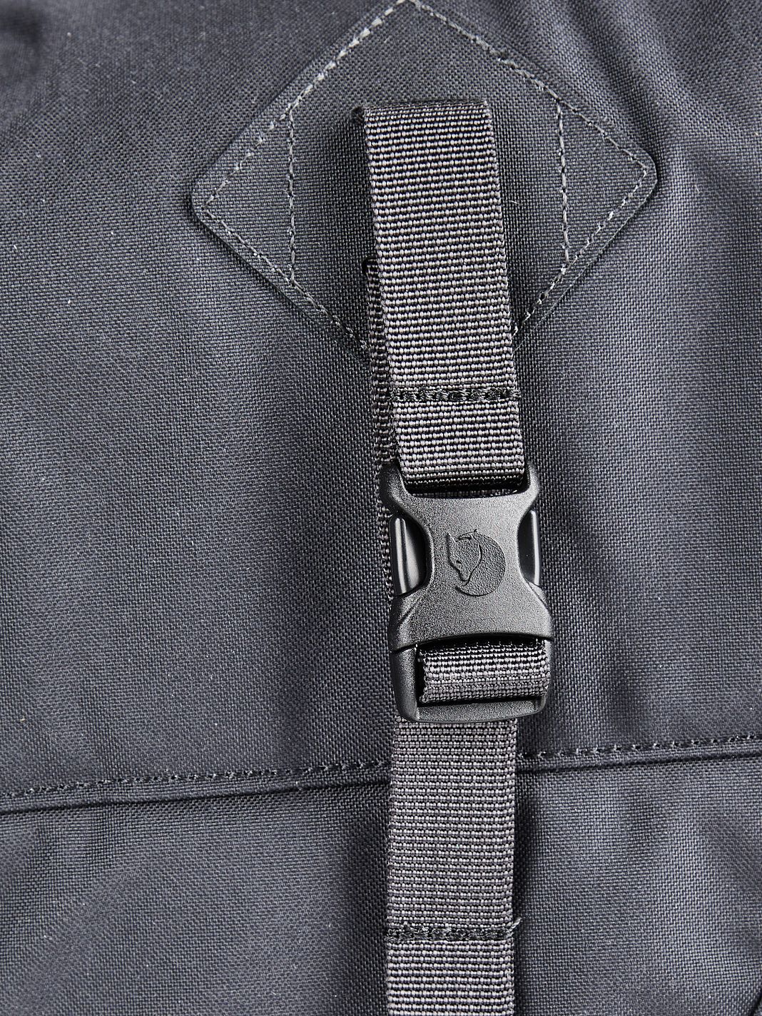 Fjällräven Vardag Borsa messenger 39 cm Vano porta PC Fjällräven Vardag Borsa messenger 39 cm Vano porta PC