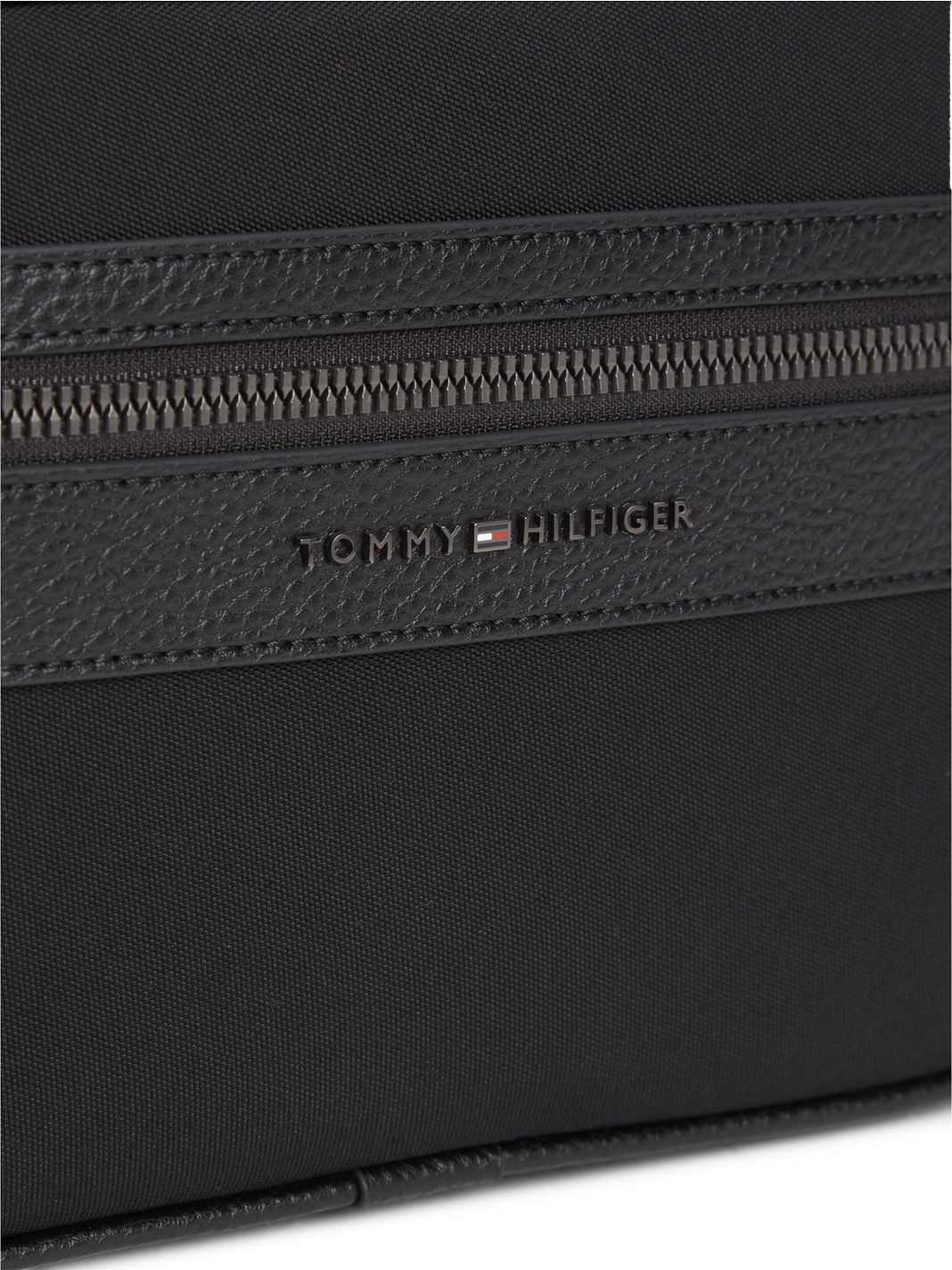 Tommy Hilfiger TH Repreve Borsa a tracolla 24 cm Tommy Hilfiger TH Repreve Borsa a tracolla 24 cm