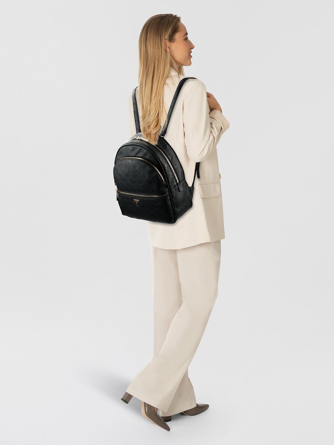Guess Manhattan II Daypack 33 cm Guess Manhattan II Daypack 33 cm