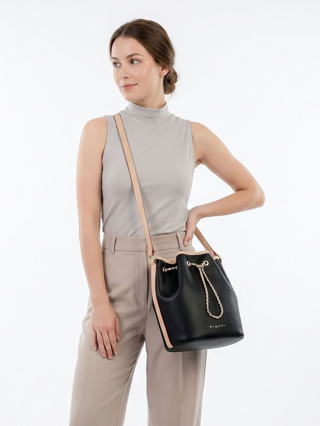 bugatti Ella Bolso bombonera 26 cm bugatti Ella Bolso bombonera 26 cm