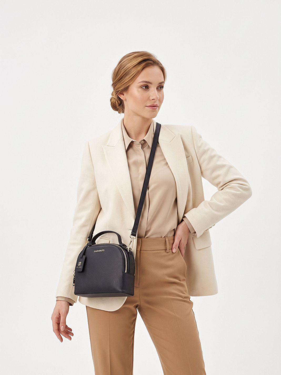 Lazarotti Bolso bandolera de piel «Bologna» de 17 cm Lazarotti Bolso bandolera de piel «Bologna» de 17 cm