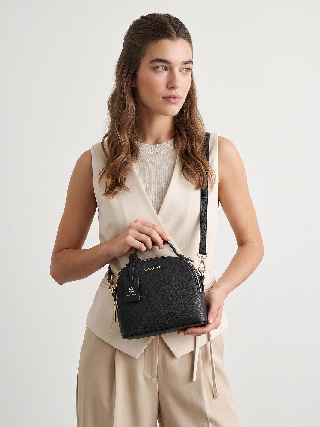 Lazarotti Bolso bandolera de piel «Bologna» de 17 cm Lazarotti Bolso bandolera de piel «Bologna» de 17 cm