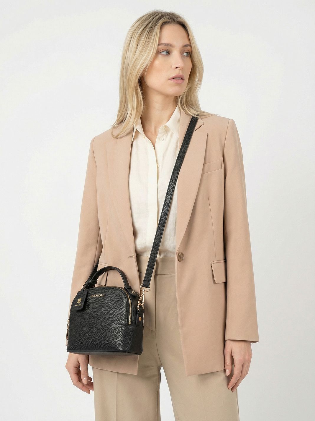 Lazarotti Bolso bandolera de piel «Bologna» de 17 cm Lazarotti Bolso bandolera de piel «Bologna» de 17 cm