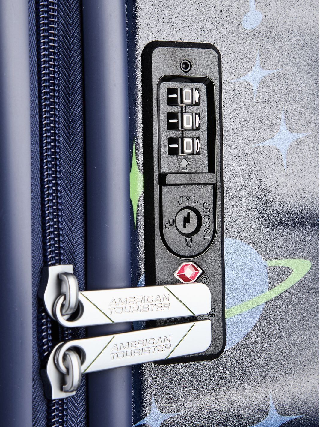 American Tourister Wavebreaker Disney 4 ruote Carrello 77 cm American Tourister Wavebreaker Disney 4 ruote Carrello 77 cm