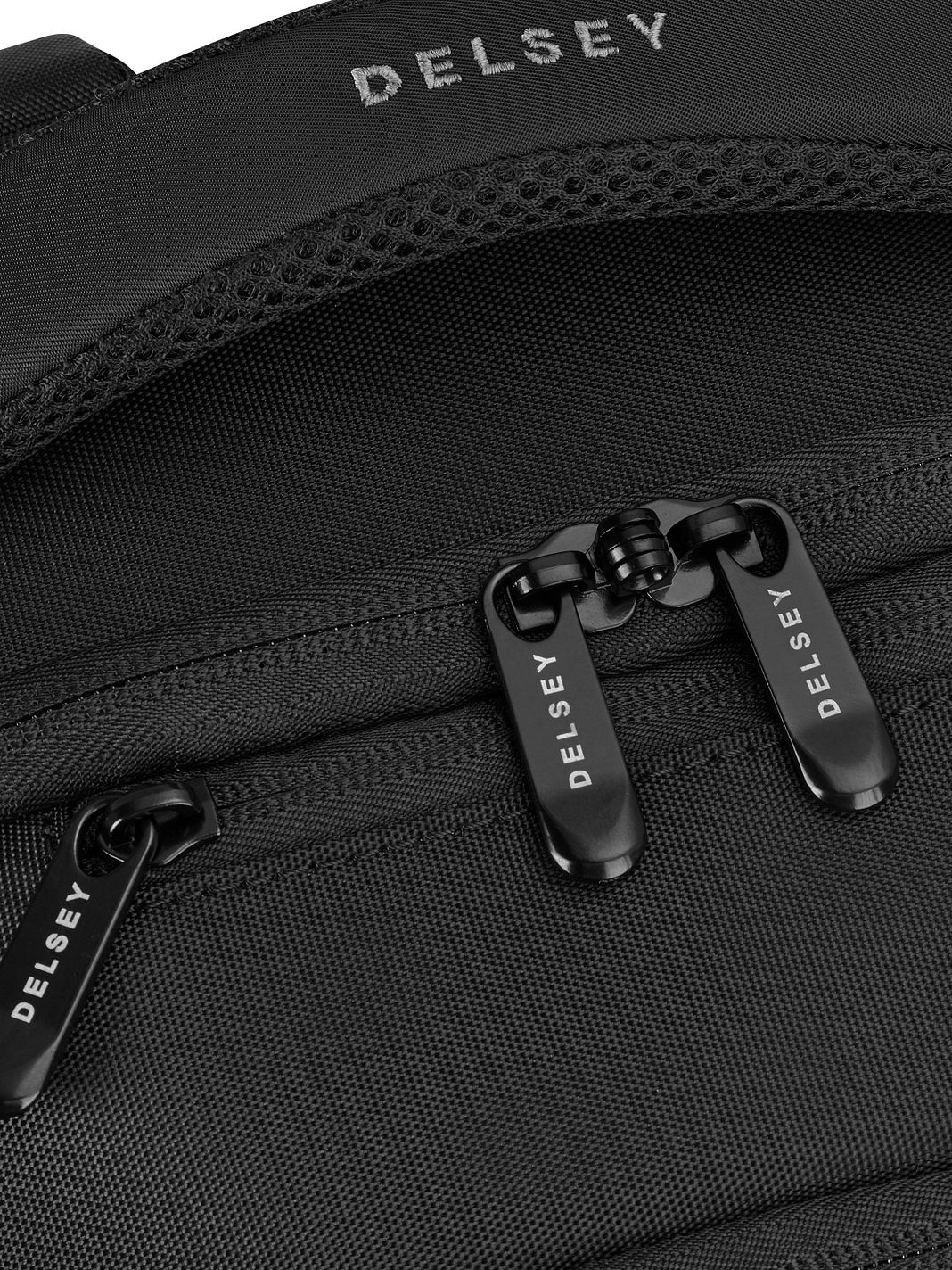 Delsey Paris DLC 2.0 Daypack 40 cm Laptoprum Delsey Paris DLC 2.0 Daypack 40 cm Laptoprum