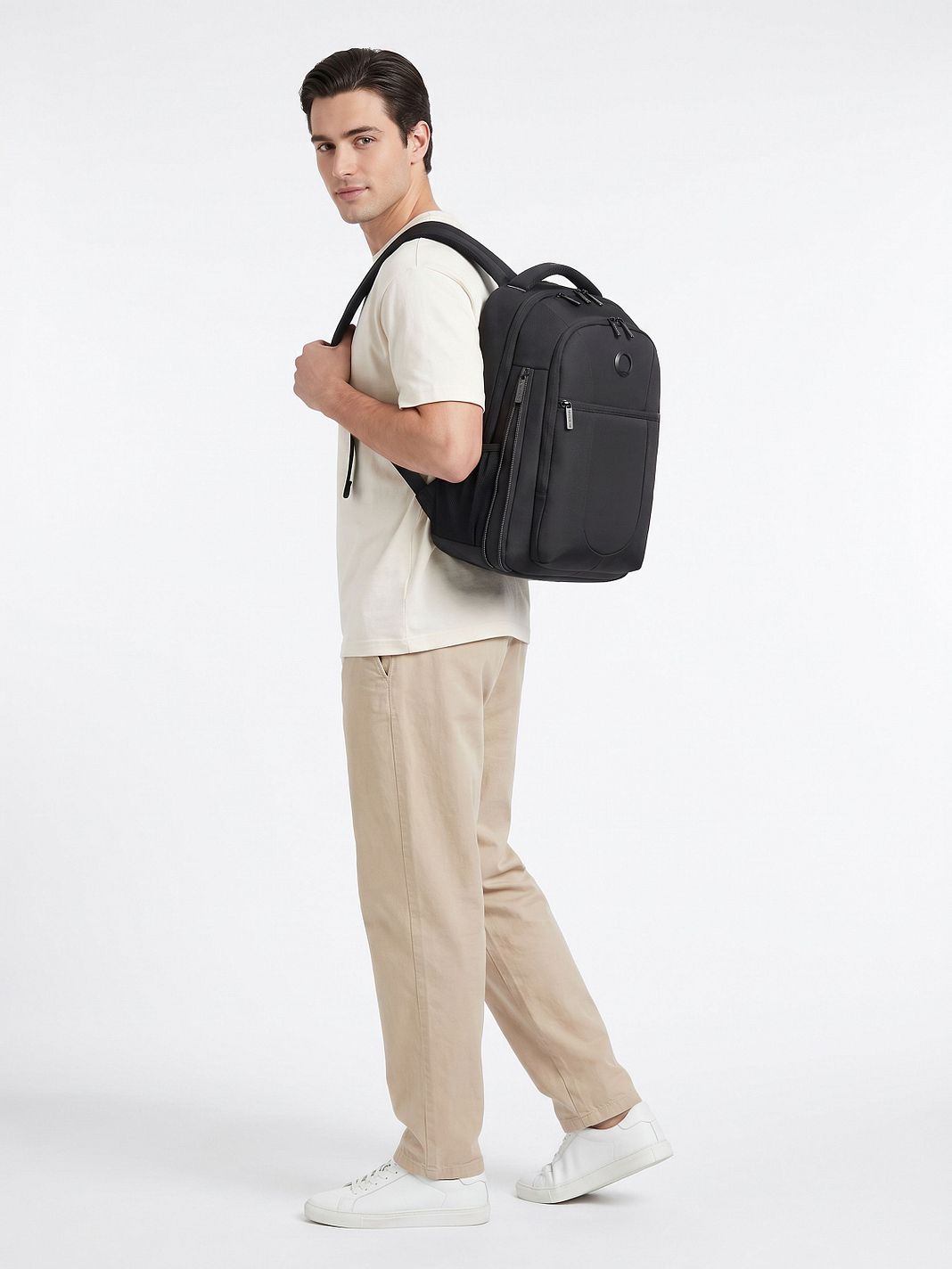 Delsey Paris DLC 2.0 Daypack 40 cm Laptoprum Delsey Paris DLC 2.0 Daypack 40 cm Laptoprum