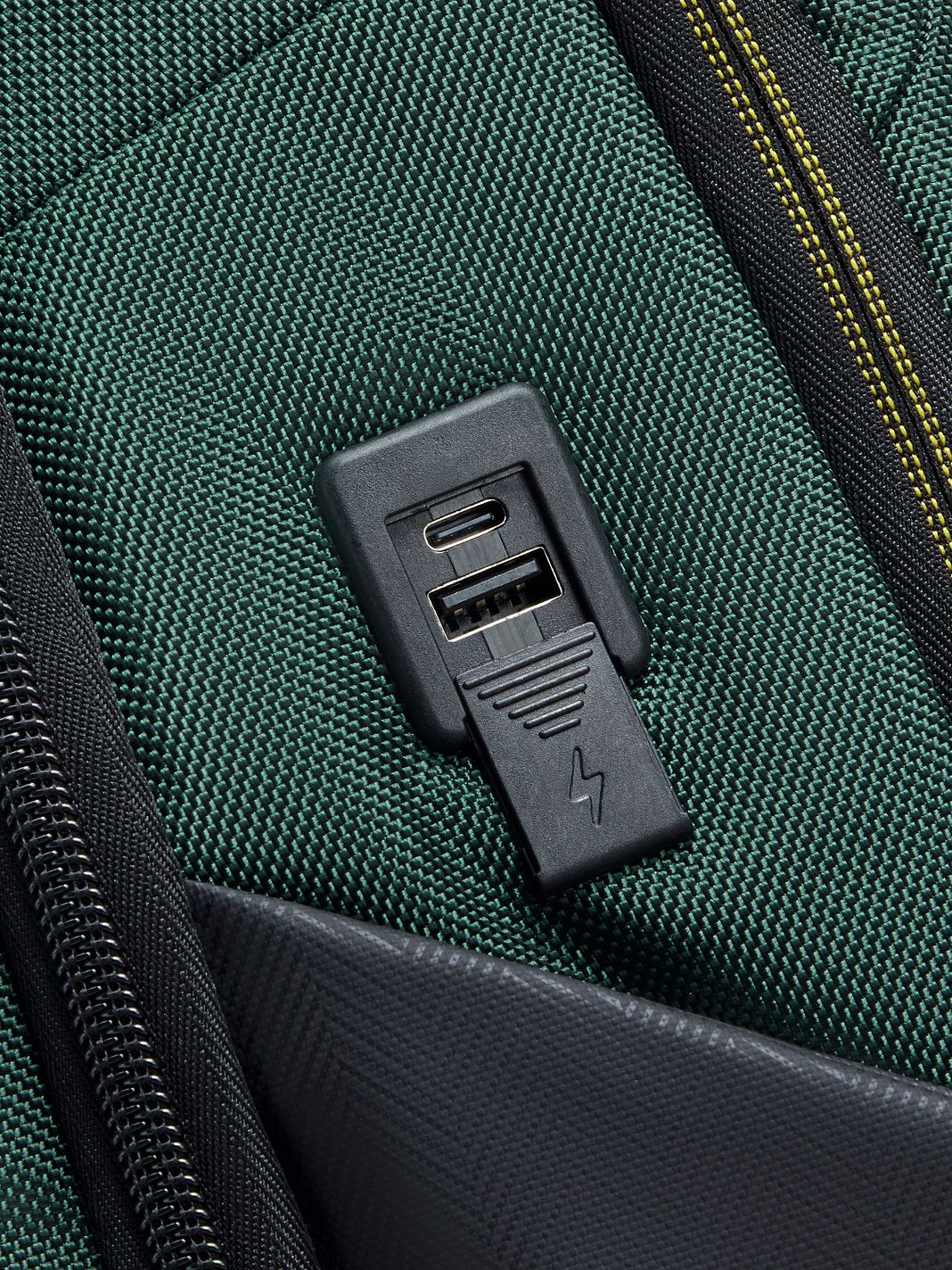 Delsey Paris DLC Pro Daypack RFID-beskyttelse 40 cm Laptoprum Delsey Paris DLC Pro Daypack RFID-beskyttelse 40 cm Laptoprum