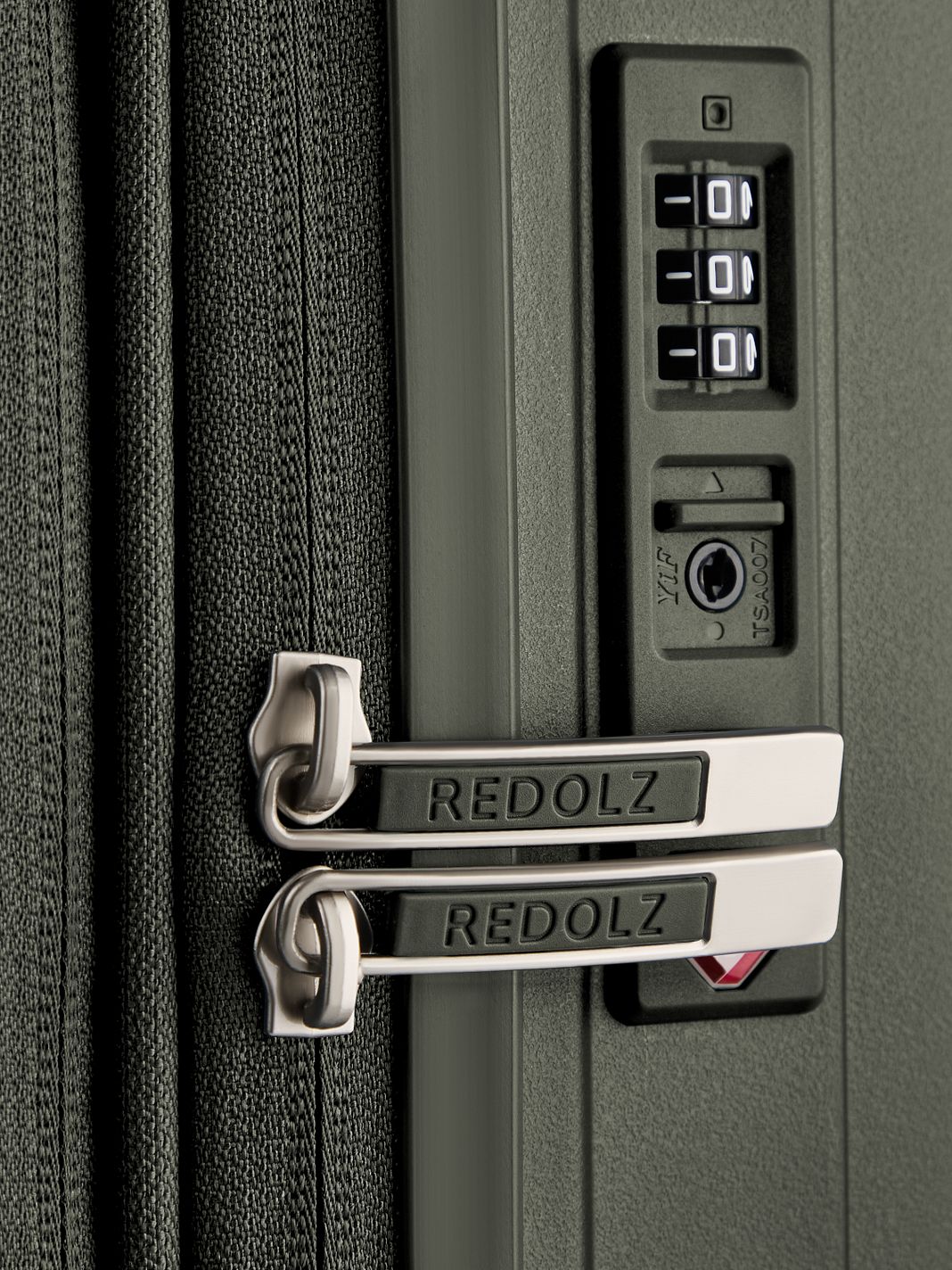 Redolz Essentials 01 4 ruedas Juego de maletas 3 piezas Con asa expansible Redolz Essentials 01 4 ruedas Juego de maletas 3 piezas Con asa expansible