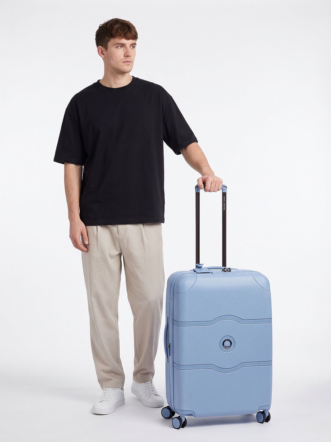 Delsey Paris Chatelet Air 2.0 4 kolečka kufr 64 cm Delsey Paris Chatelet Air 2.0 4 kolečka kufr 64 cm