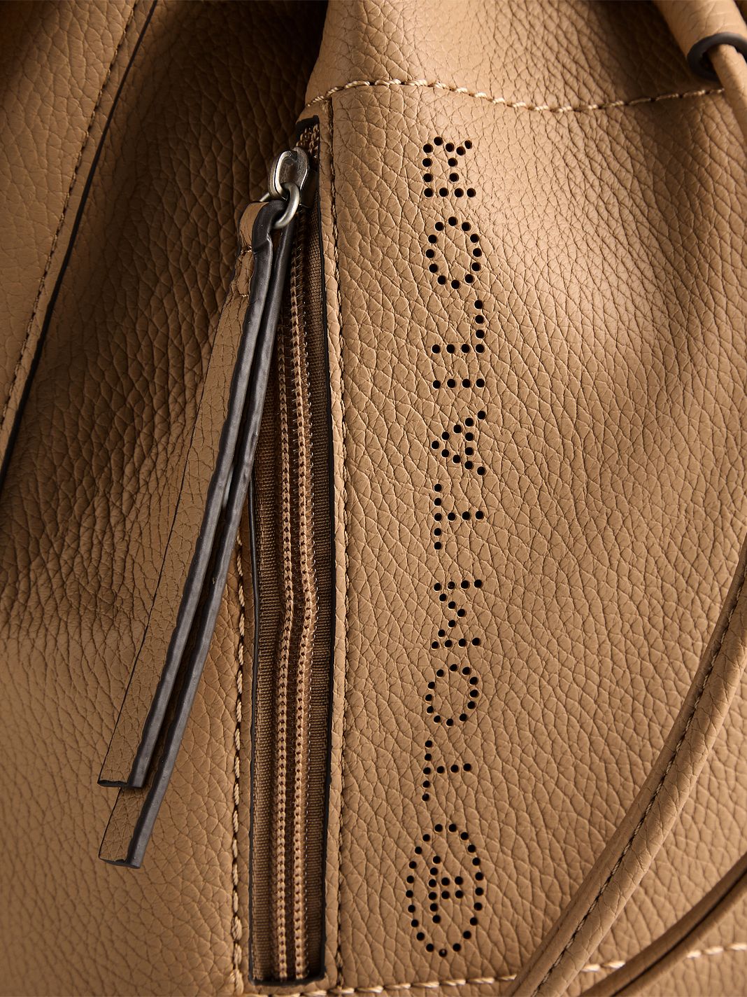 Tom Tailor Analisa Crossbody-laukku 25 cm