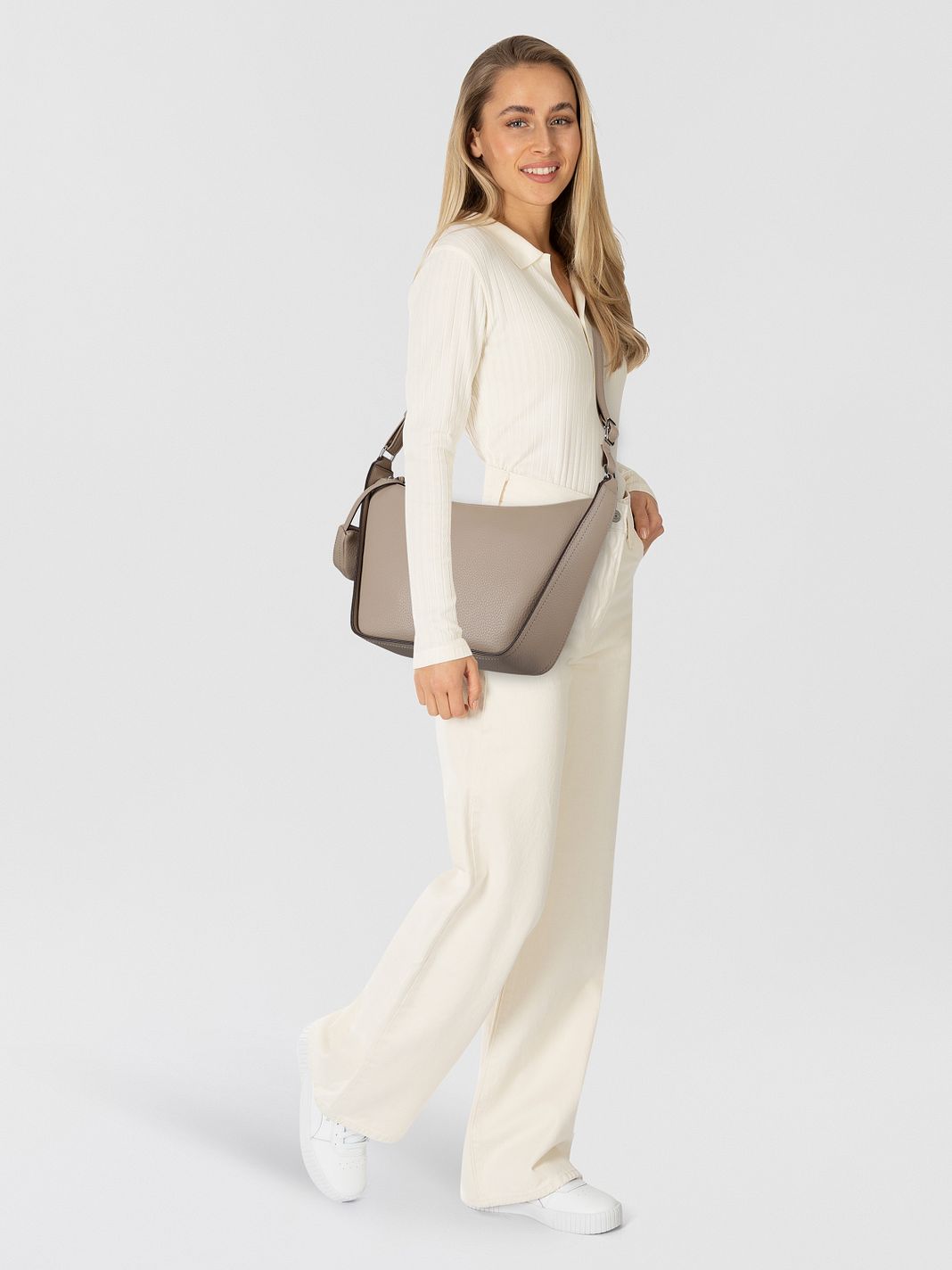 Tom Tailor Novia Bolso bandolera M 35 cm Tom Tailor Novia Bolso bandolera M 35 cm