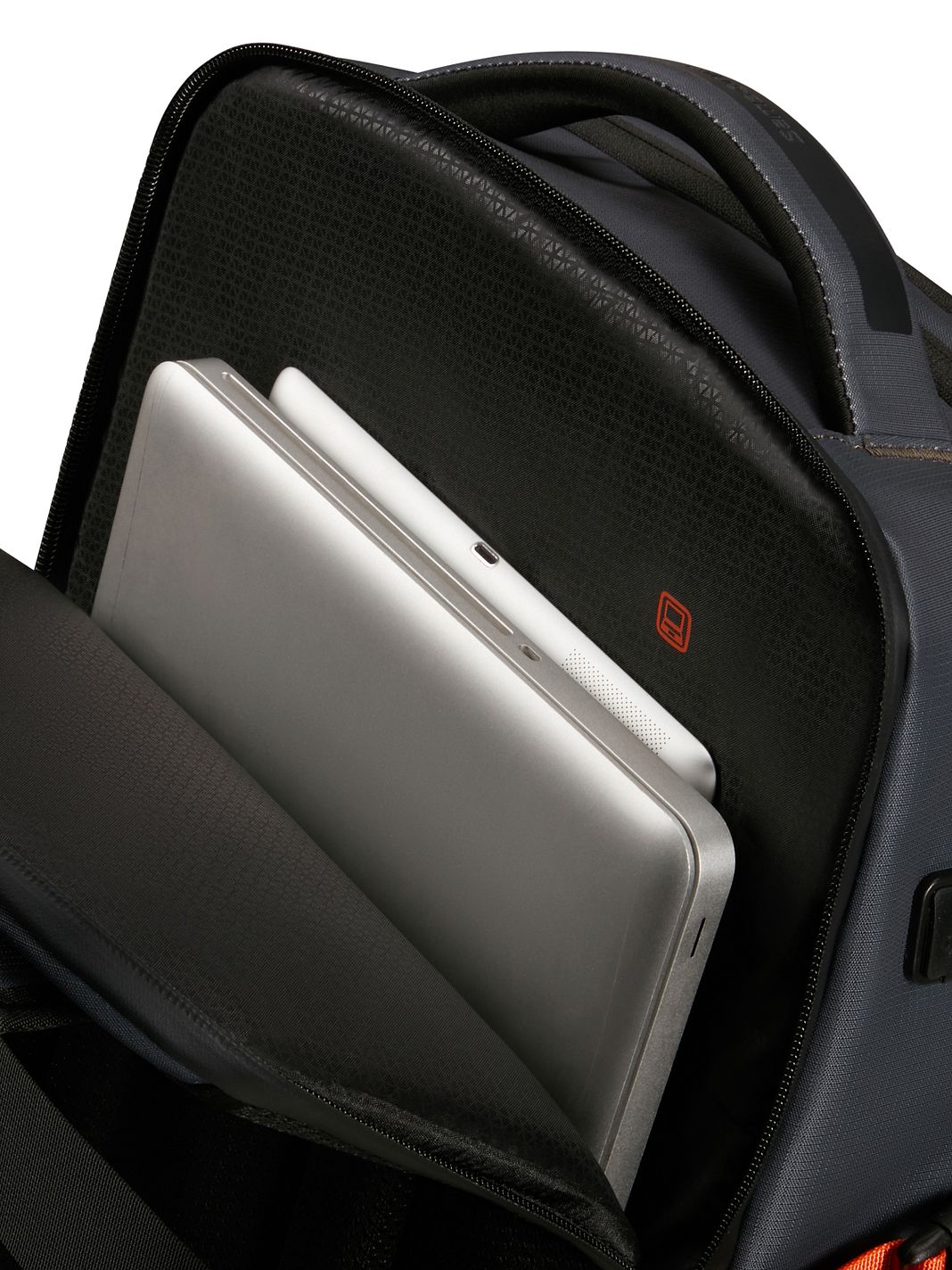 Samsonite Cestovní batoh Bizz2go 44 cm rozšiřitelný s přihrádkou na notebook
