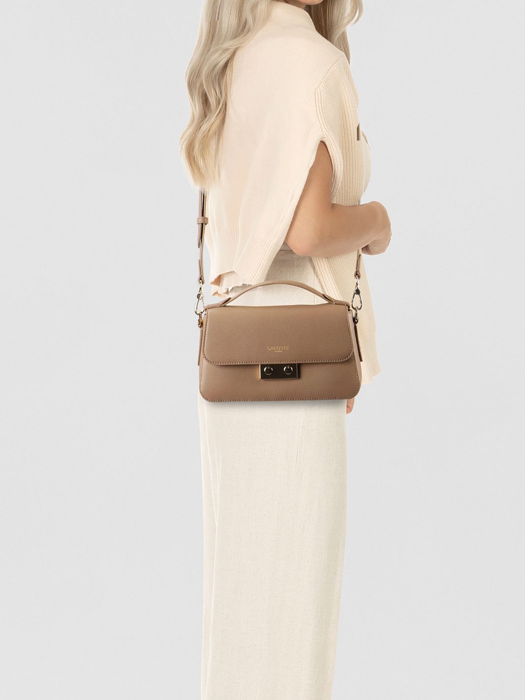 Lacoste Champs Elysees Bolso Piel natural 24 cm Lacoste Champs Elysees Bolso Piel natural 24 cm