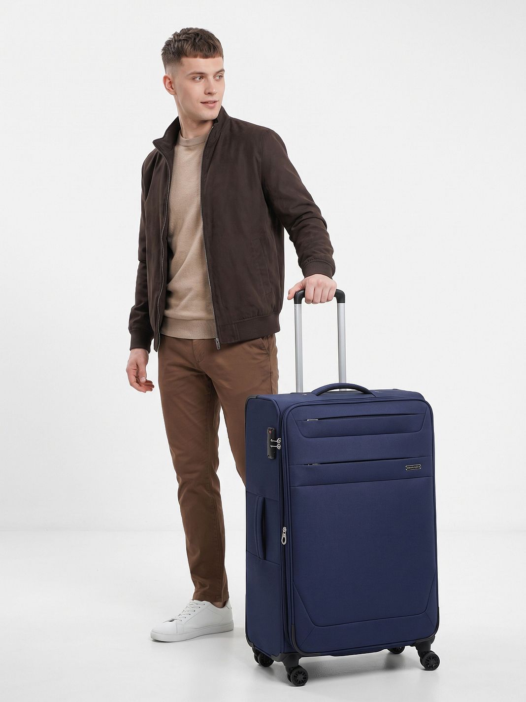 Worldpack Chicago 4 ruedas Trolley L 78 cm Con asa expansible Worldpack Chicago 4 ruedas Trolley L 78 cm Con asa expansible