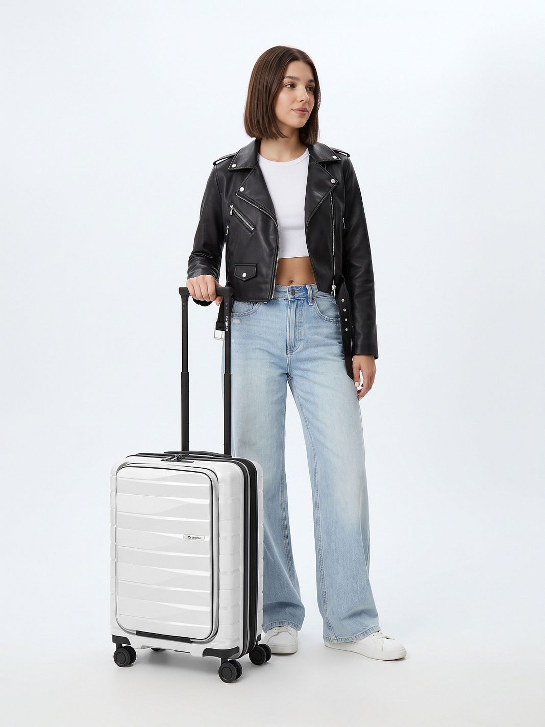Bergpfeil Travel 4 ruedas Maleta de cabina 55 cm Compartimento para el portátil Con asa expansible Bergpfeil Travel 4 ruedas Maleta de cabina 55 cm Compartimento para el portátil Con asa expansible