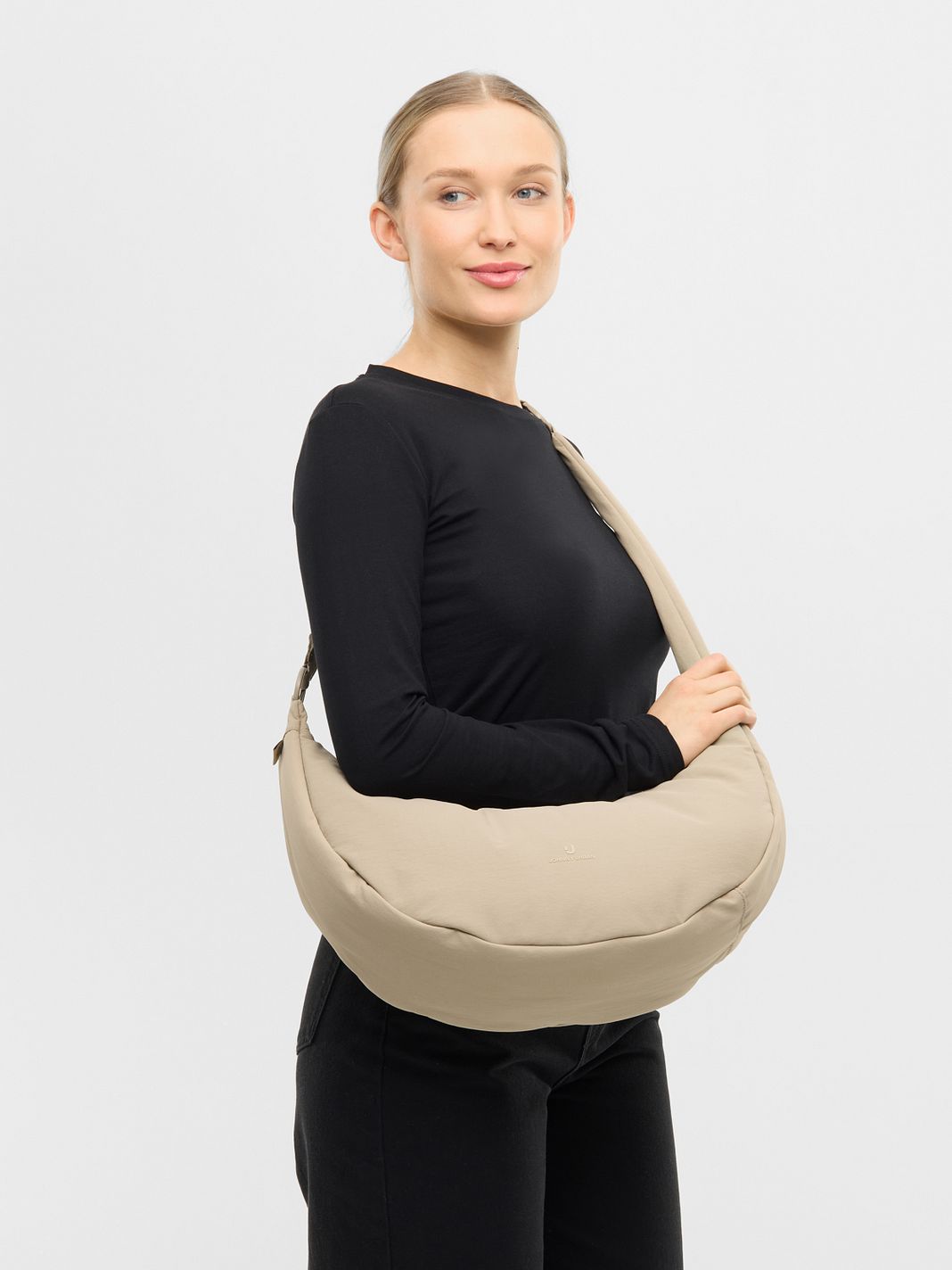 Johnny Urban Lou Skuldertaske L 43 cm Johnny Urban Lou Skuldertaske L 43 cm