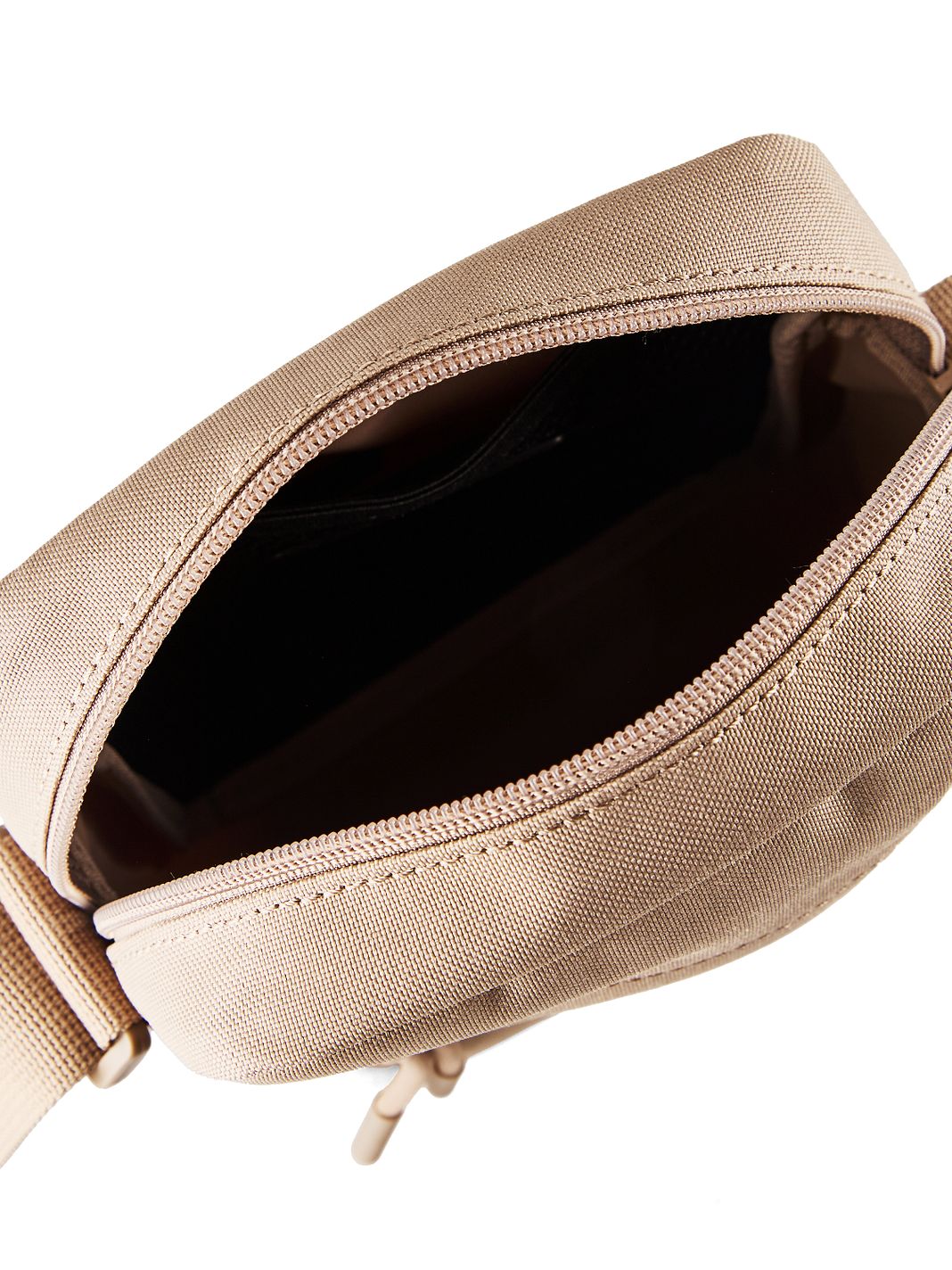 Lacoste Core Essentials Neocroc Crossbody taška 16.5 cm Lacoste Core Essentials Neocroc Crossbody taška 16.5 cm